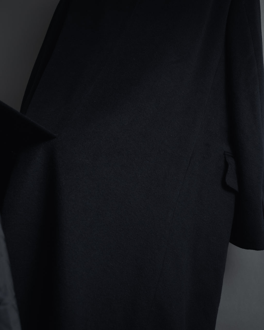 Abrigo doble botonadura de lana de los años 90 de YVES SAINT LAURENT