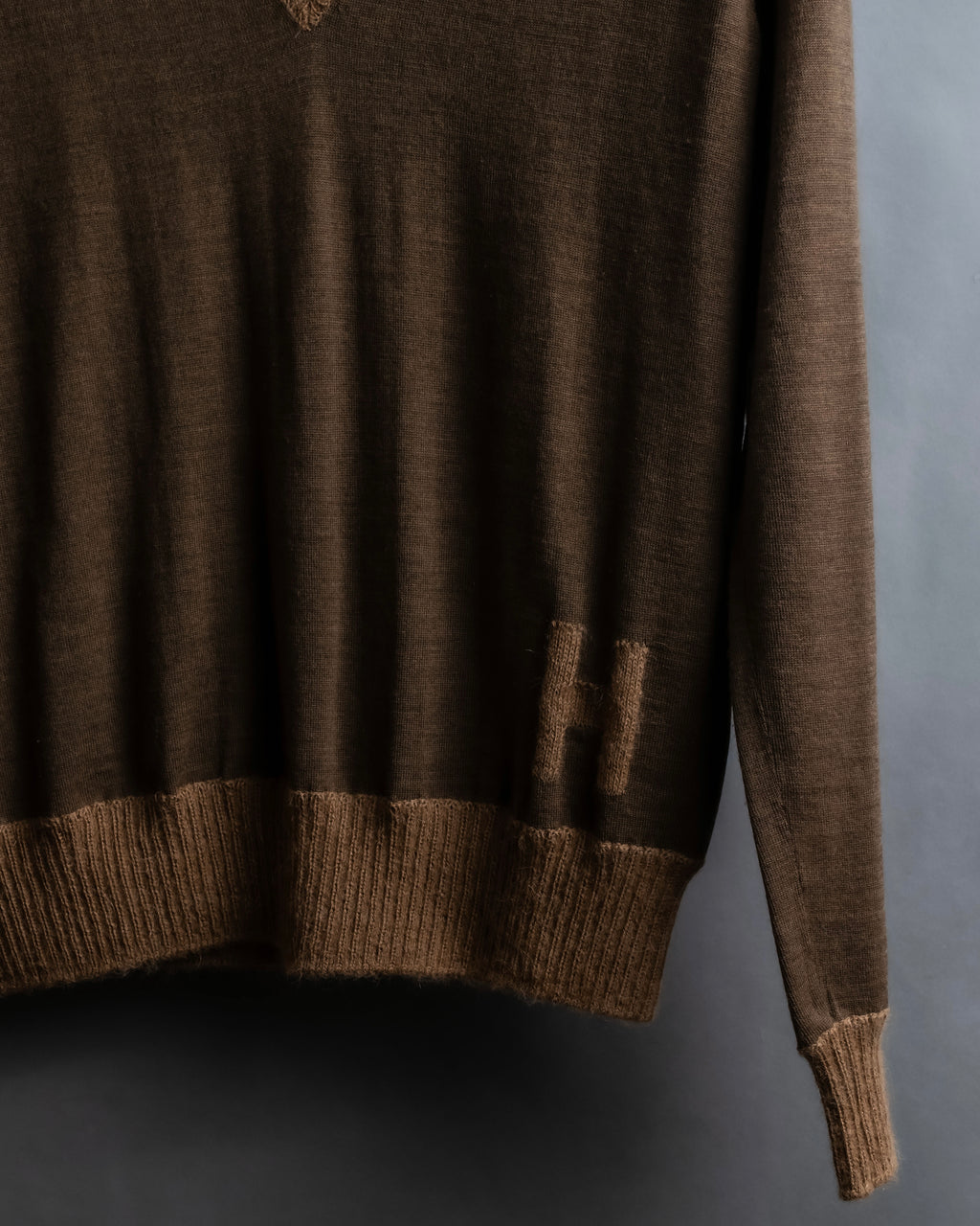 "HERMES" Gaultier period H logo engraved V-neck knit