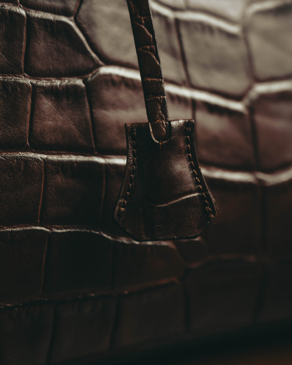 -SPECIAL- "CRISTIAN FLORENCE" 90's-00's Classic crocodile embossed leather structured top handle bag