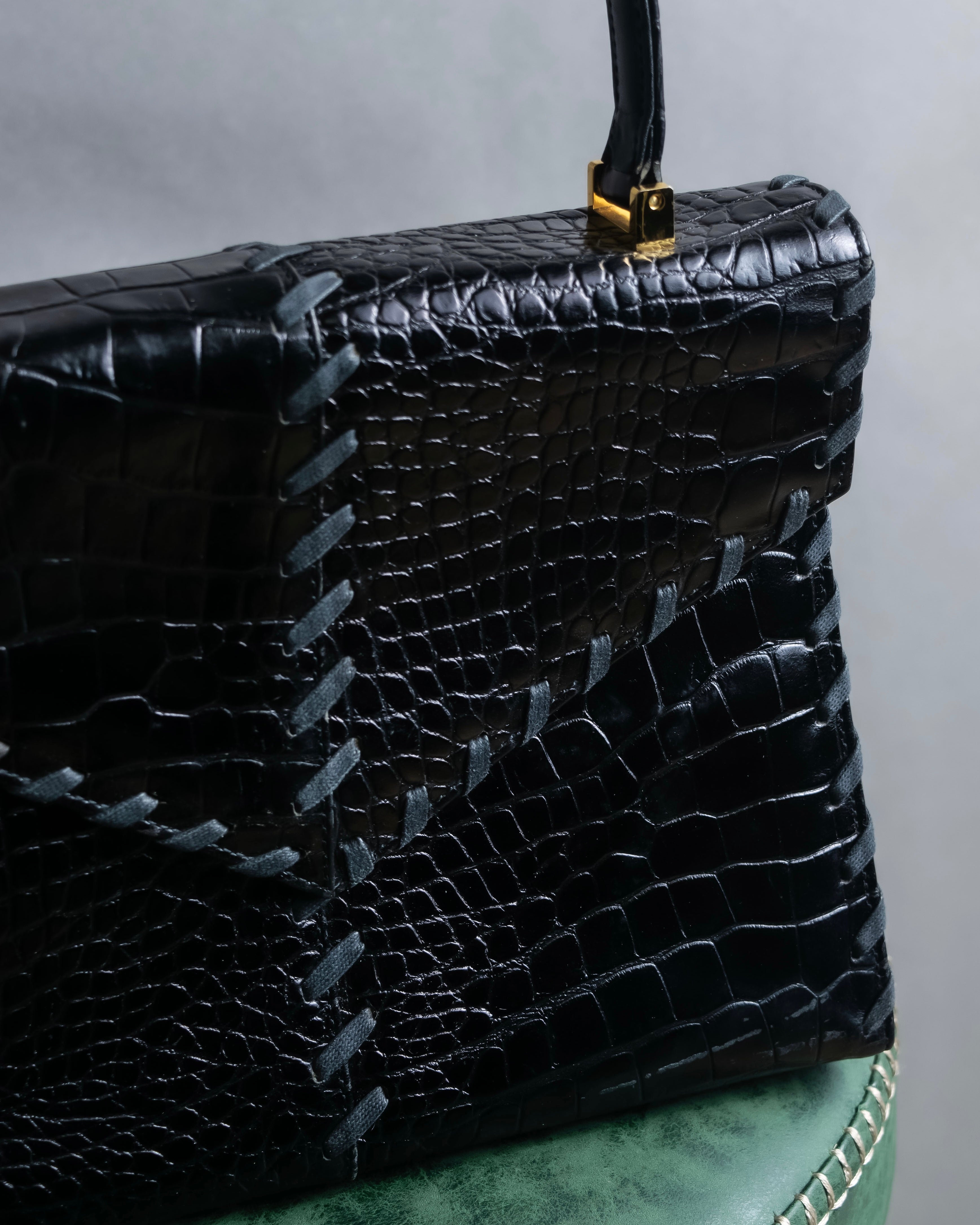 "YVES SAINT LAURENT" Braided stitch design crocodile embossed leather one-handle bag