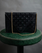 “VALENTINO” 80’s-90’s Embossed V logo chain clutch bag