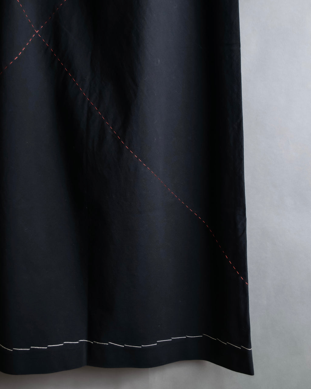 "YOHJI YAMAMOTO" Stitched hemline design flared skirt
