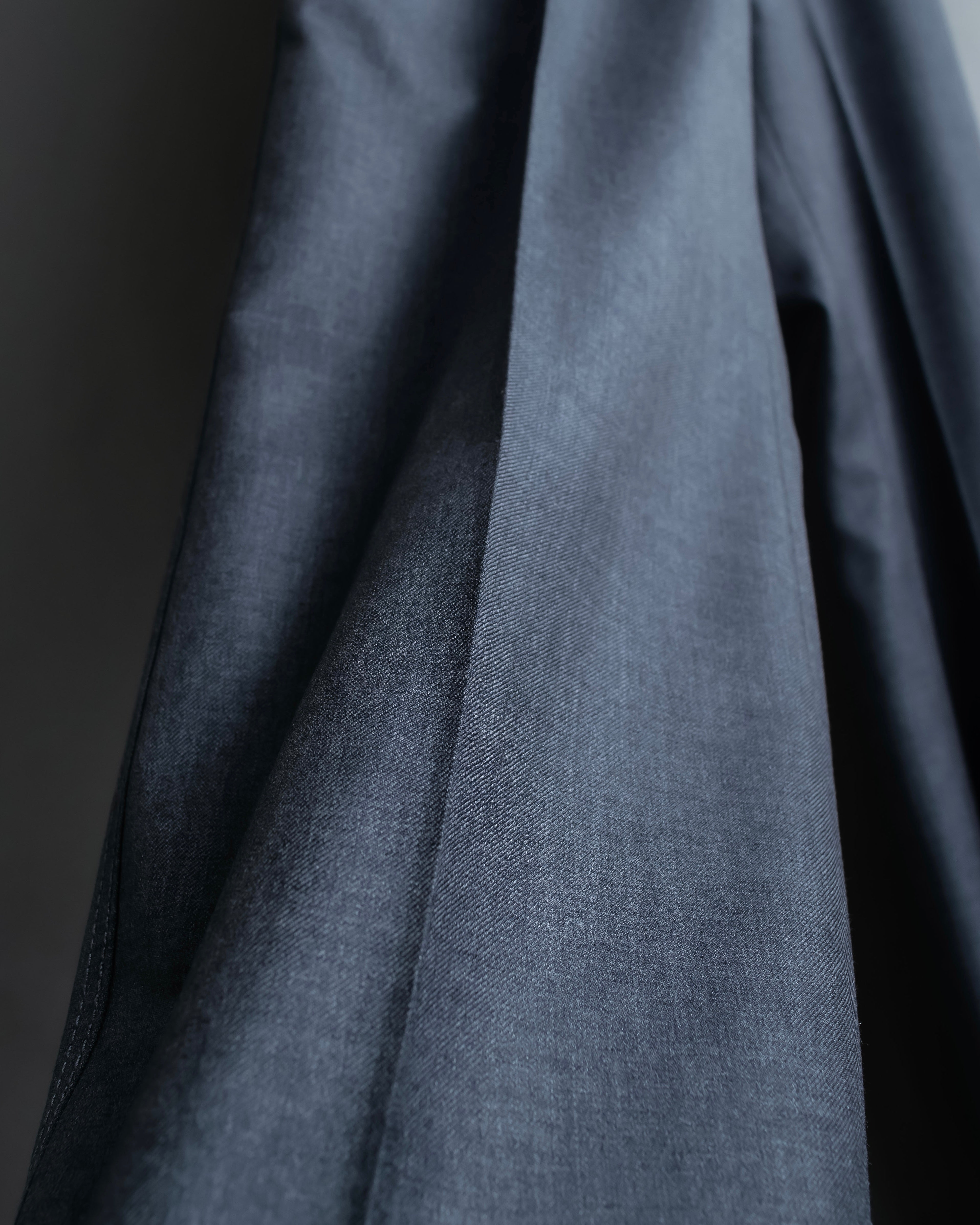 "CHANEL" 100% wool wide tapered slacks