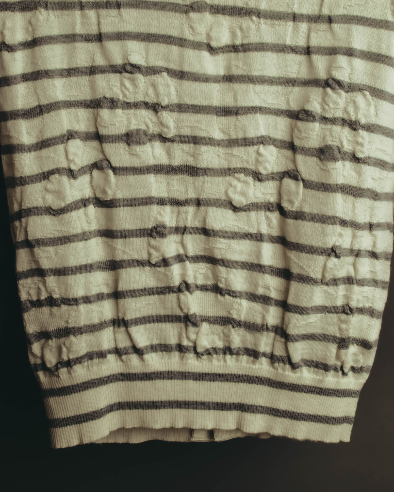 "tao COMME des GARÇONS" 10's Textured striped wool knit cardigan