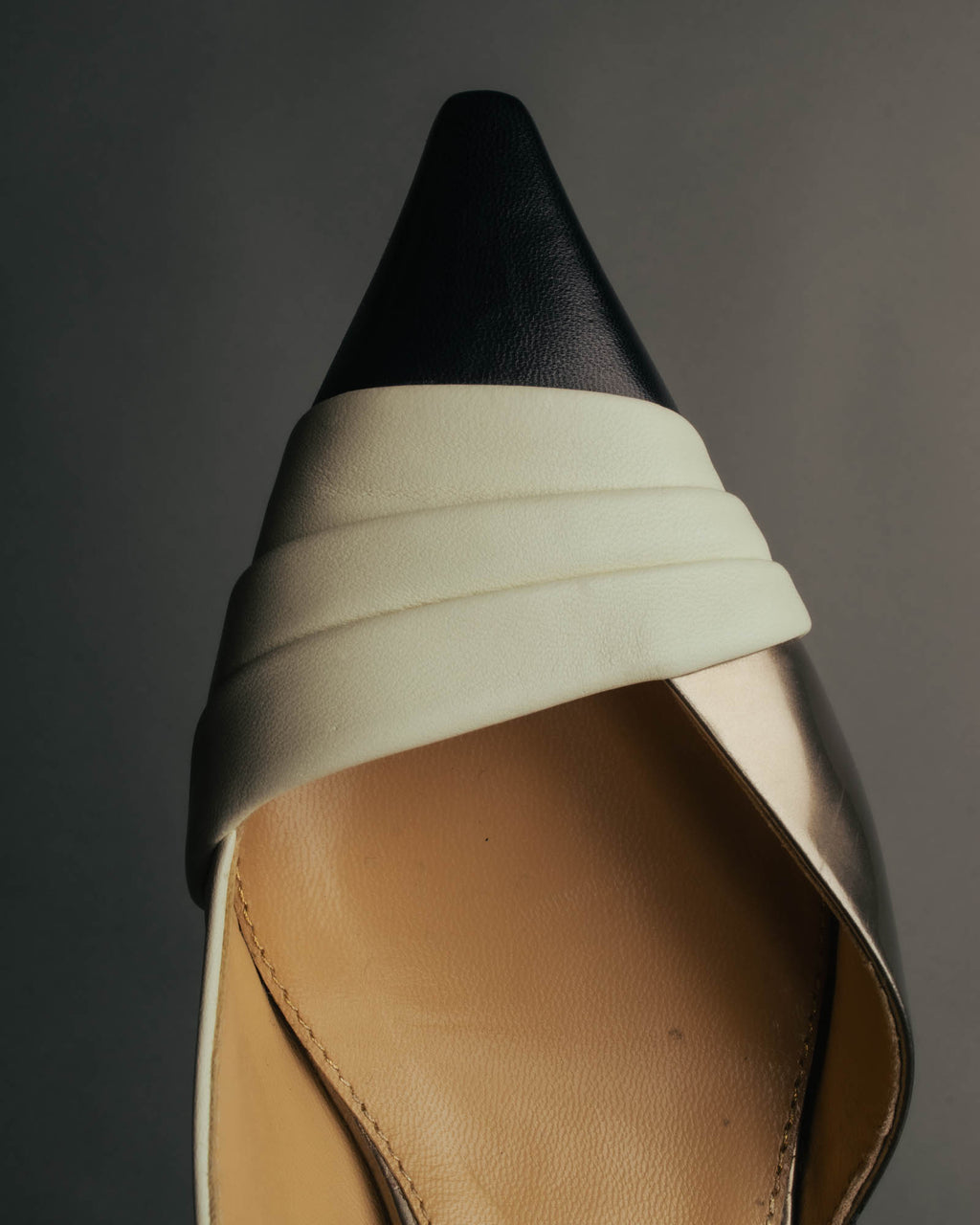 "Sergio Rossi" 90's-10's Elegant colorblock leather pointed-toe pumps