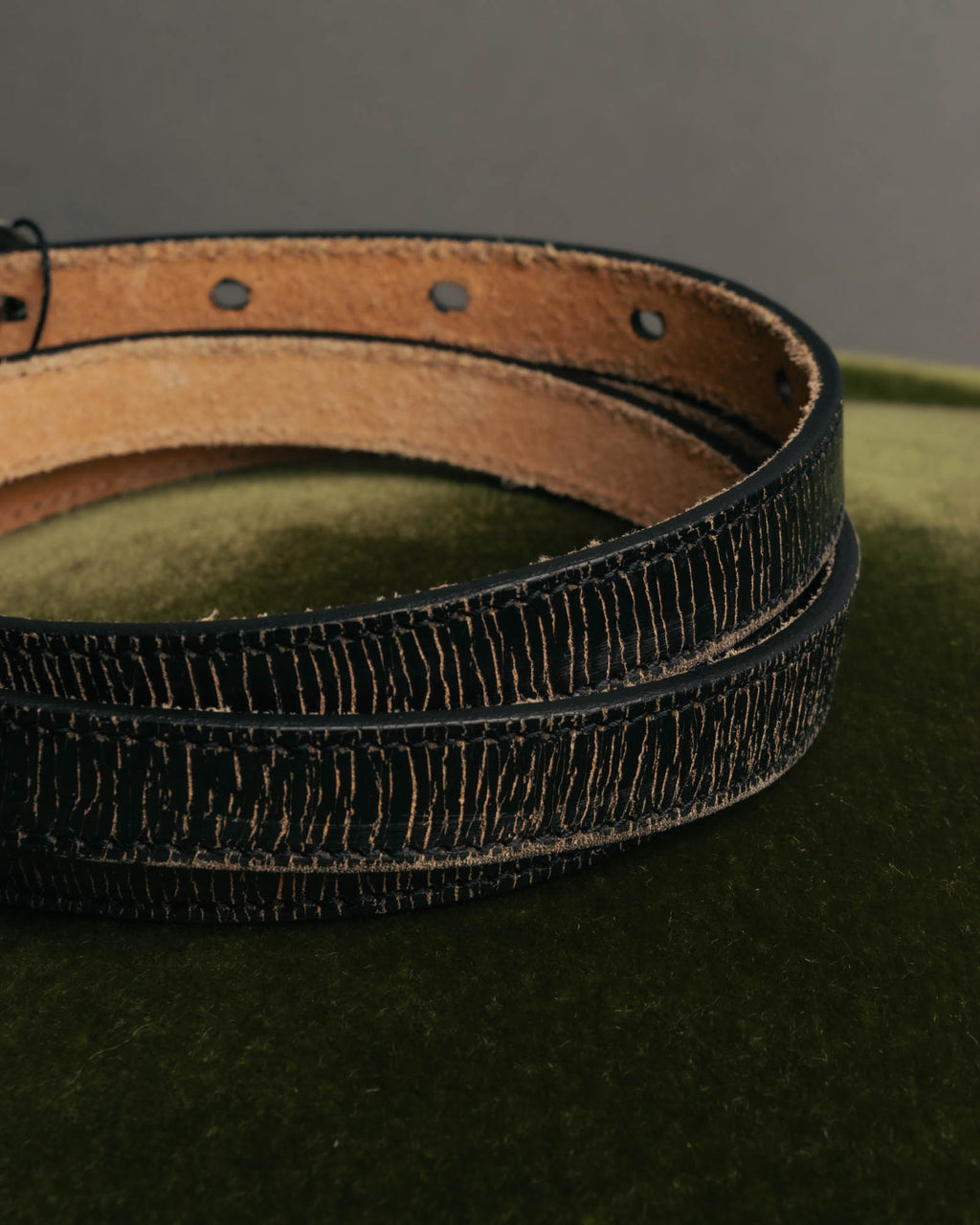 “SAINT LAURENT PARIS” 2010’s Lizard embossed narrow leather belt