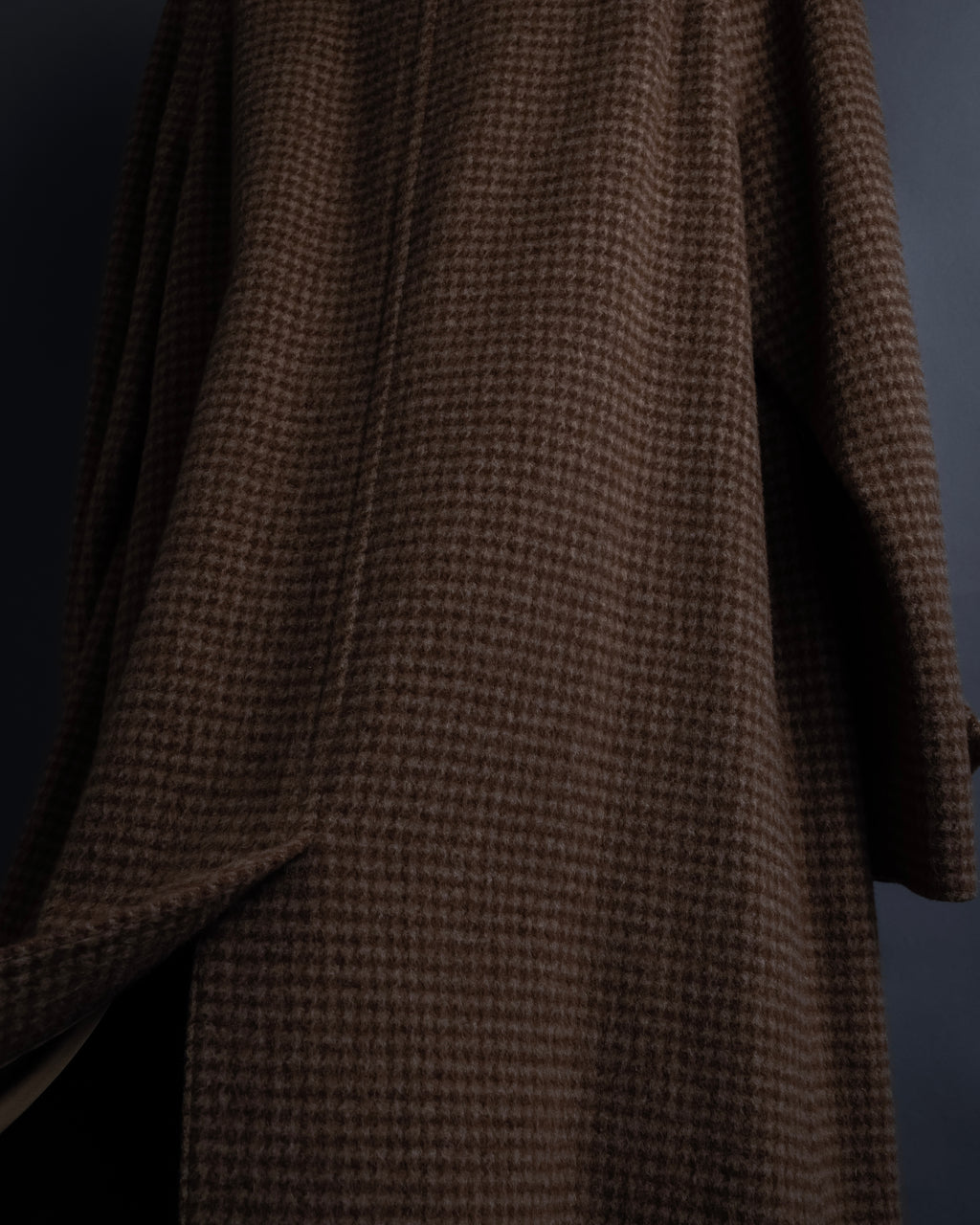 "BURBERRYS" Houndstooth pattern belted stand collar coat