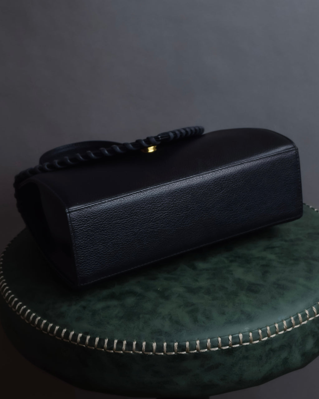 "YVES SAINT LAURENT" Hand stitched design trapezoid leather bag