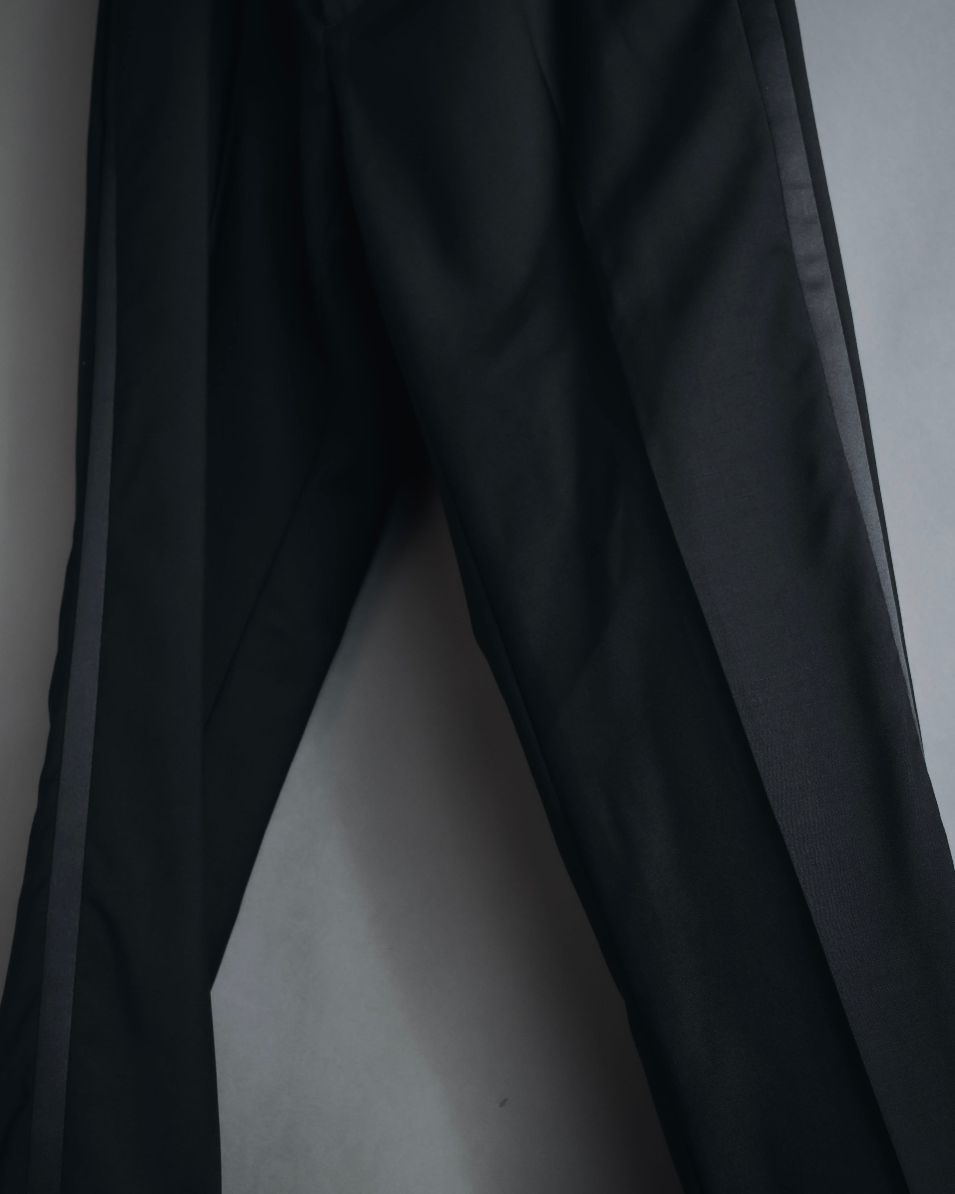 "Dior Homme" Chris Van Assche design satin lapel tuxedo set up