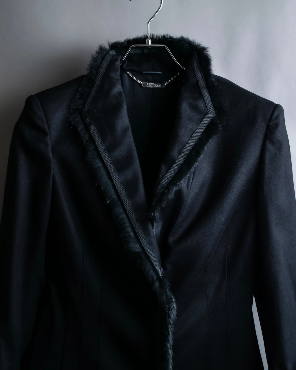 "Alexandar McQueen" Fur trimmed design shaped tailored jacket