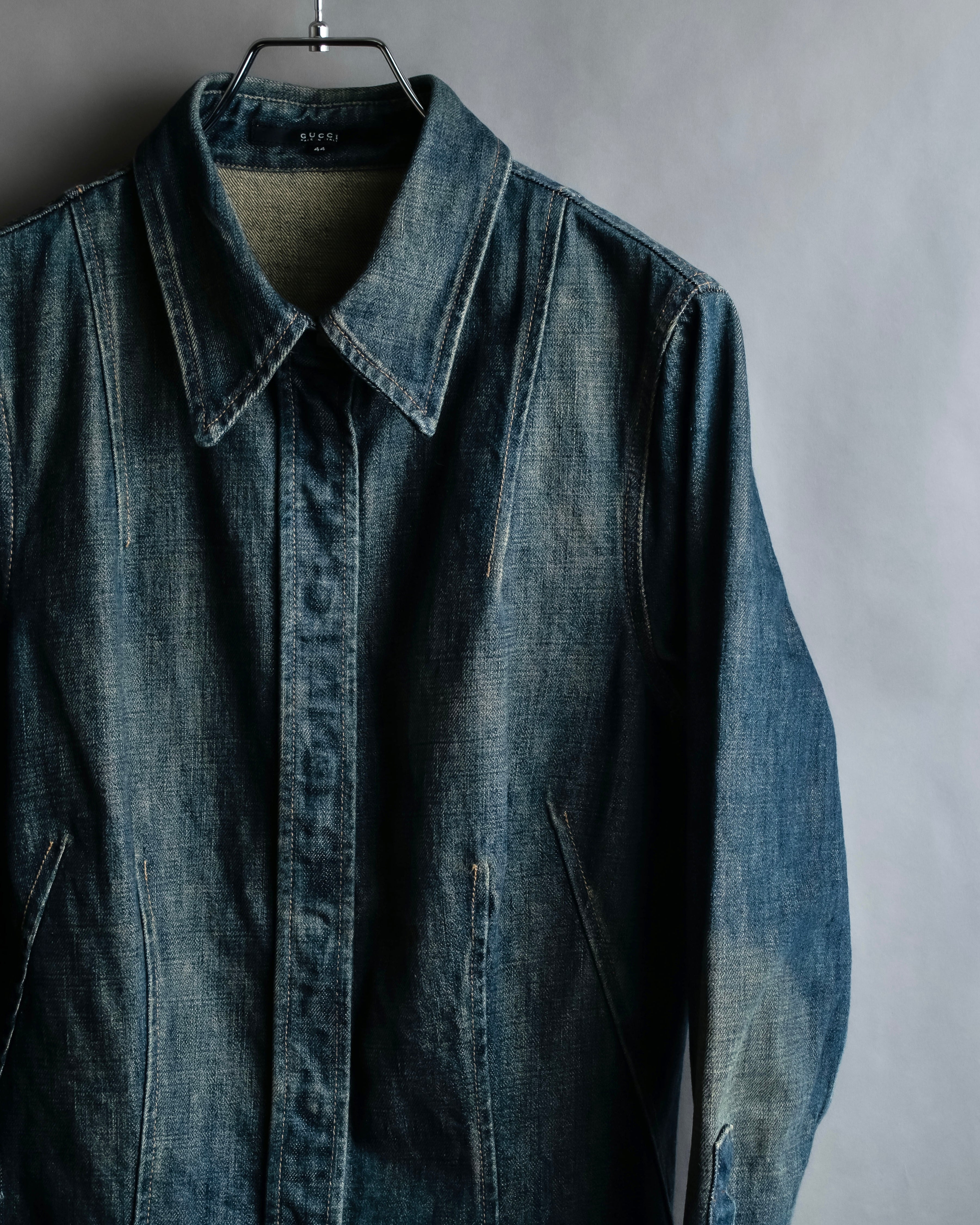 "GUCCI" Vintage faded shaped denim jacket