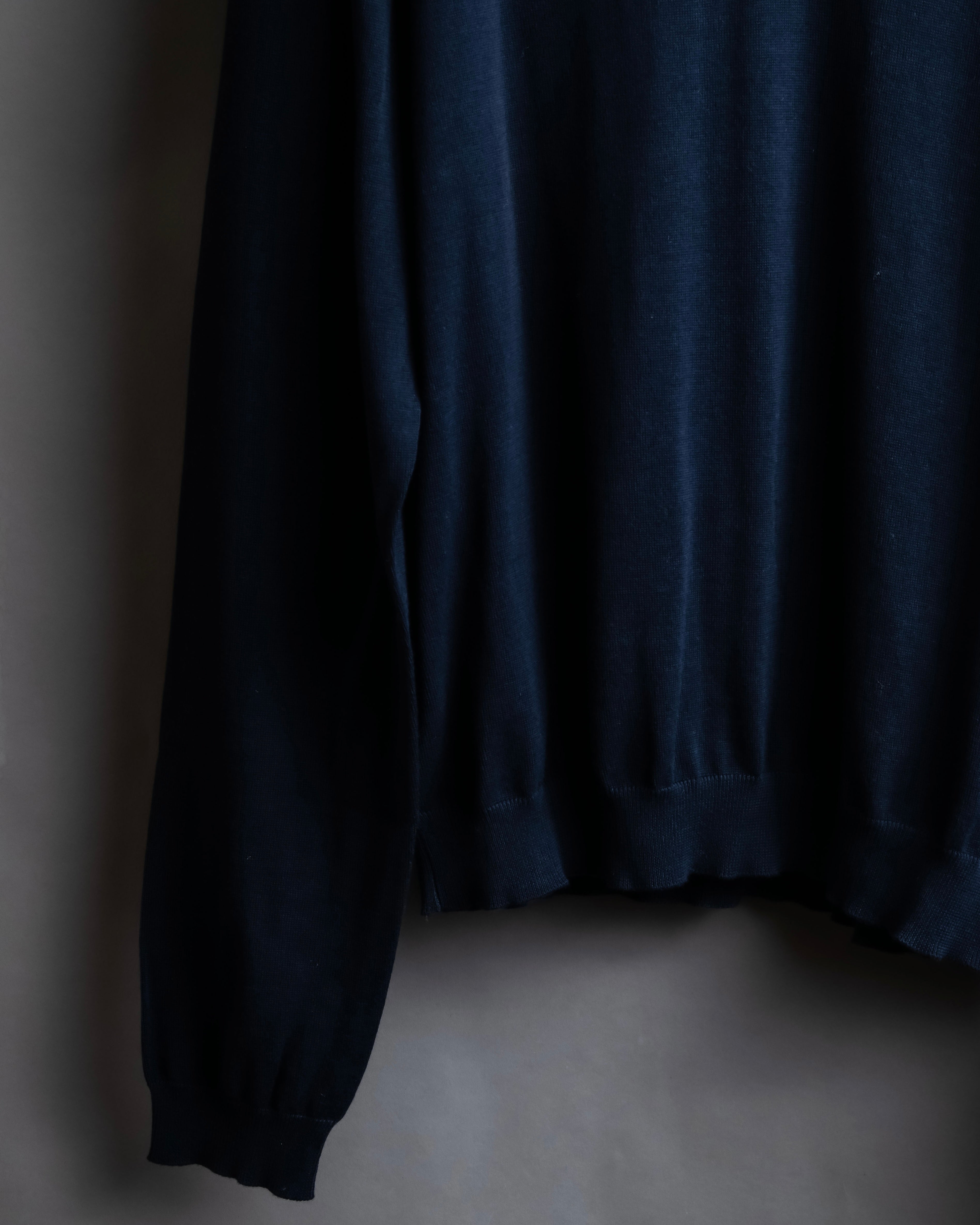 "PRADA" Raglan sleeves cotton navy color knit