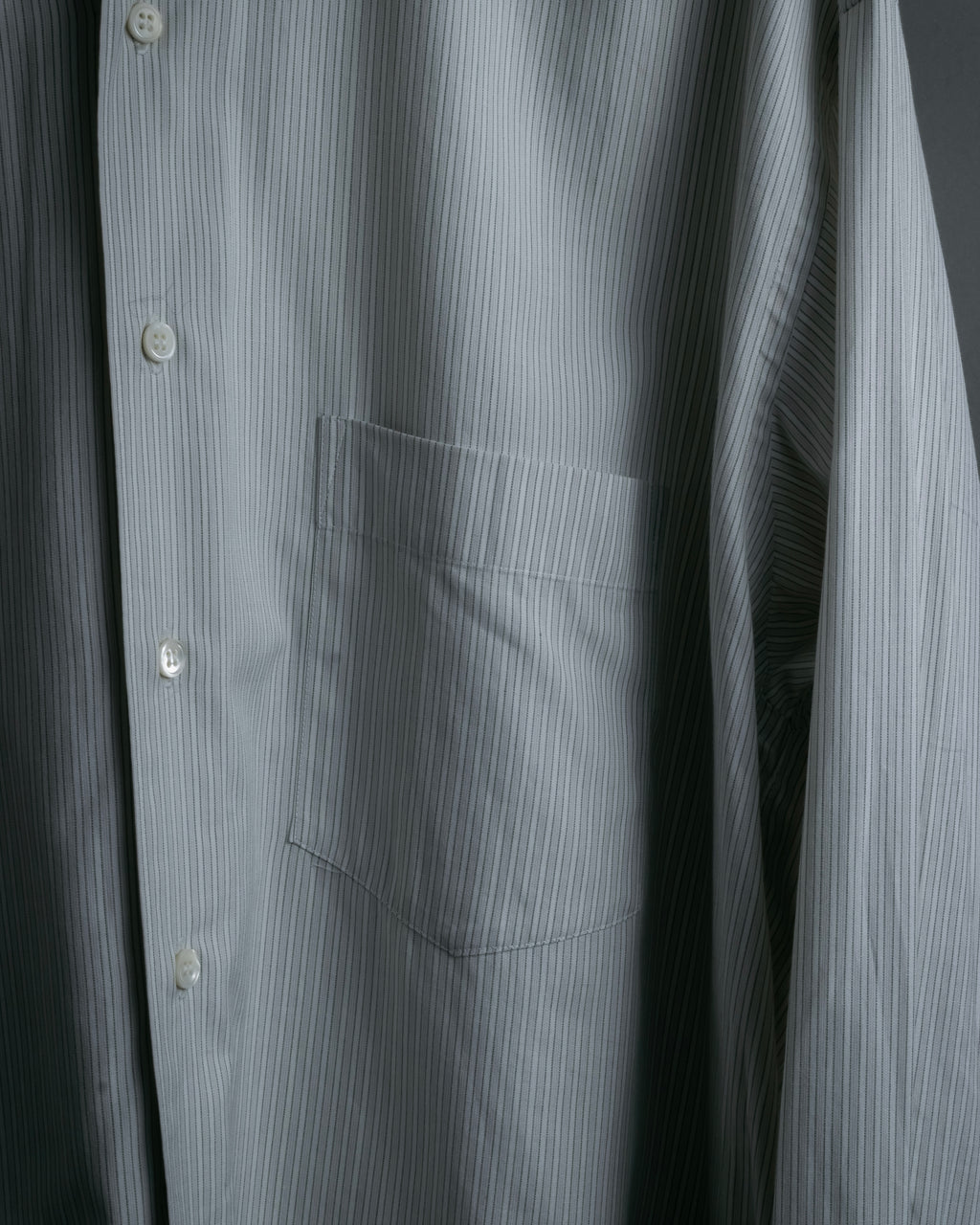 "COMME des GARCONS HOMME" Beautiful pinstripe button-down shirt