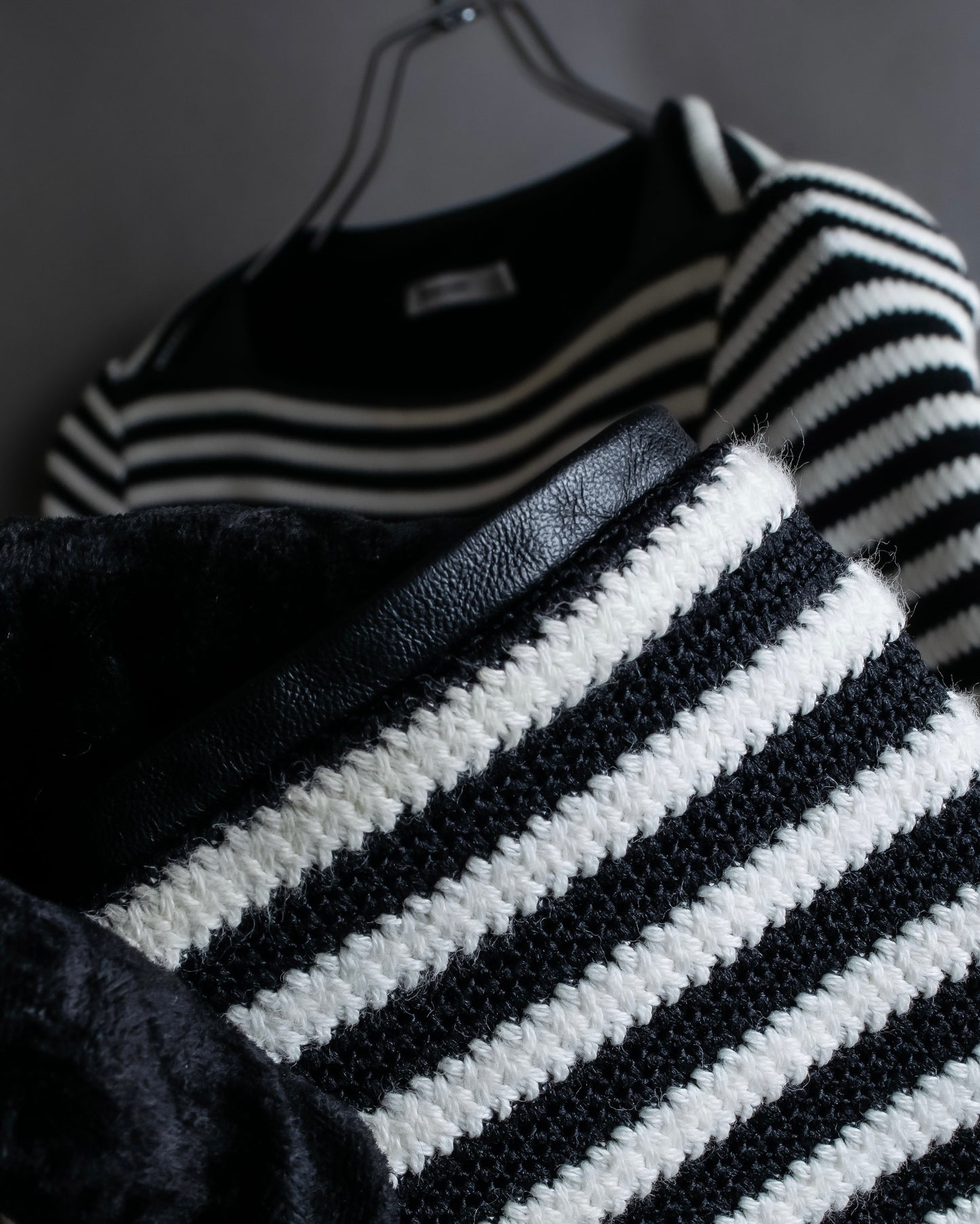 "T by Alexander Wang" Uniform striped ribbed knit pullover