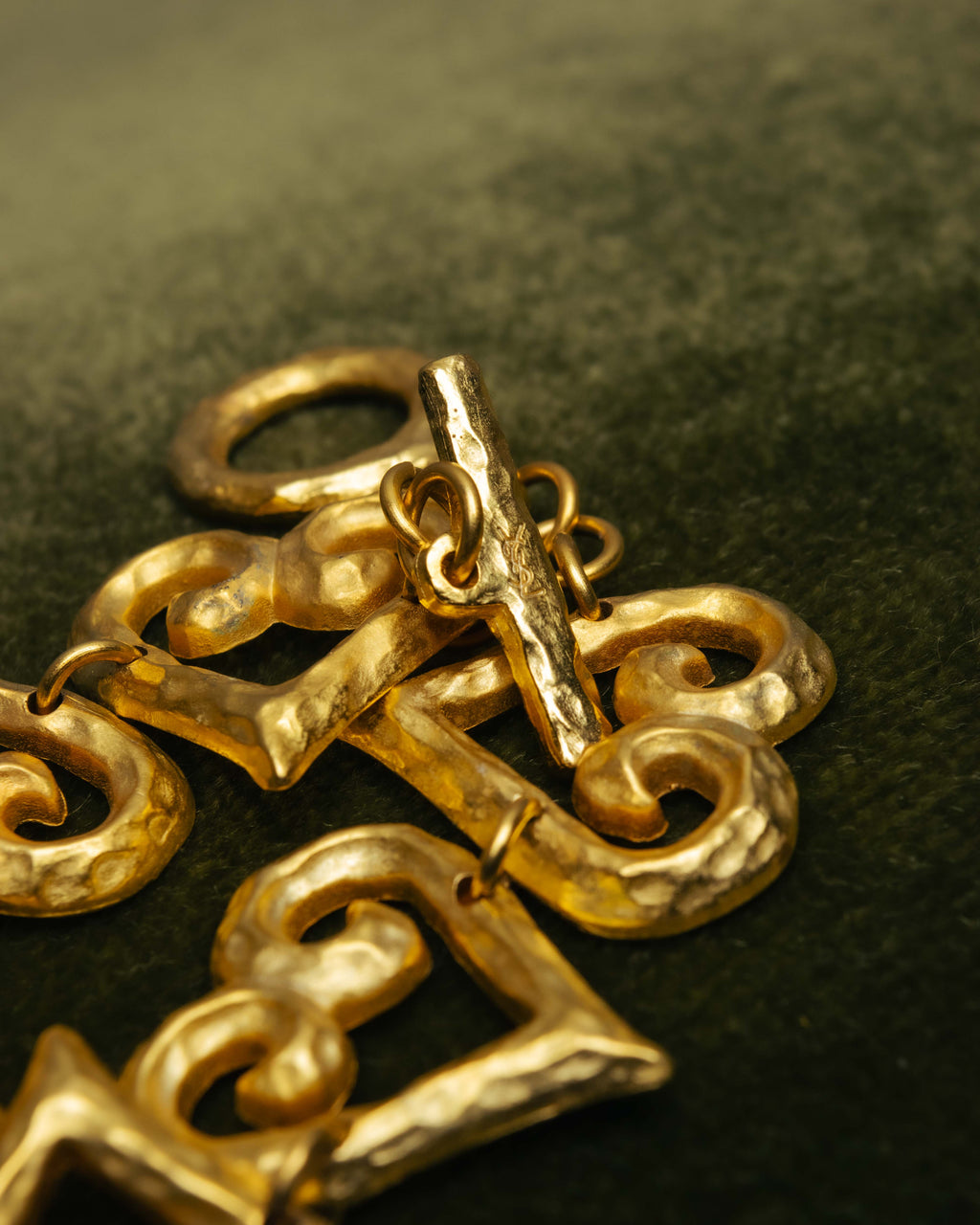 -SPECIAL- “Yves Saint Laurent” 80’s-90’s Hammered gold heart motif bracelet