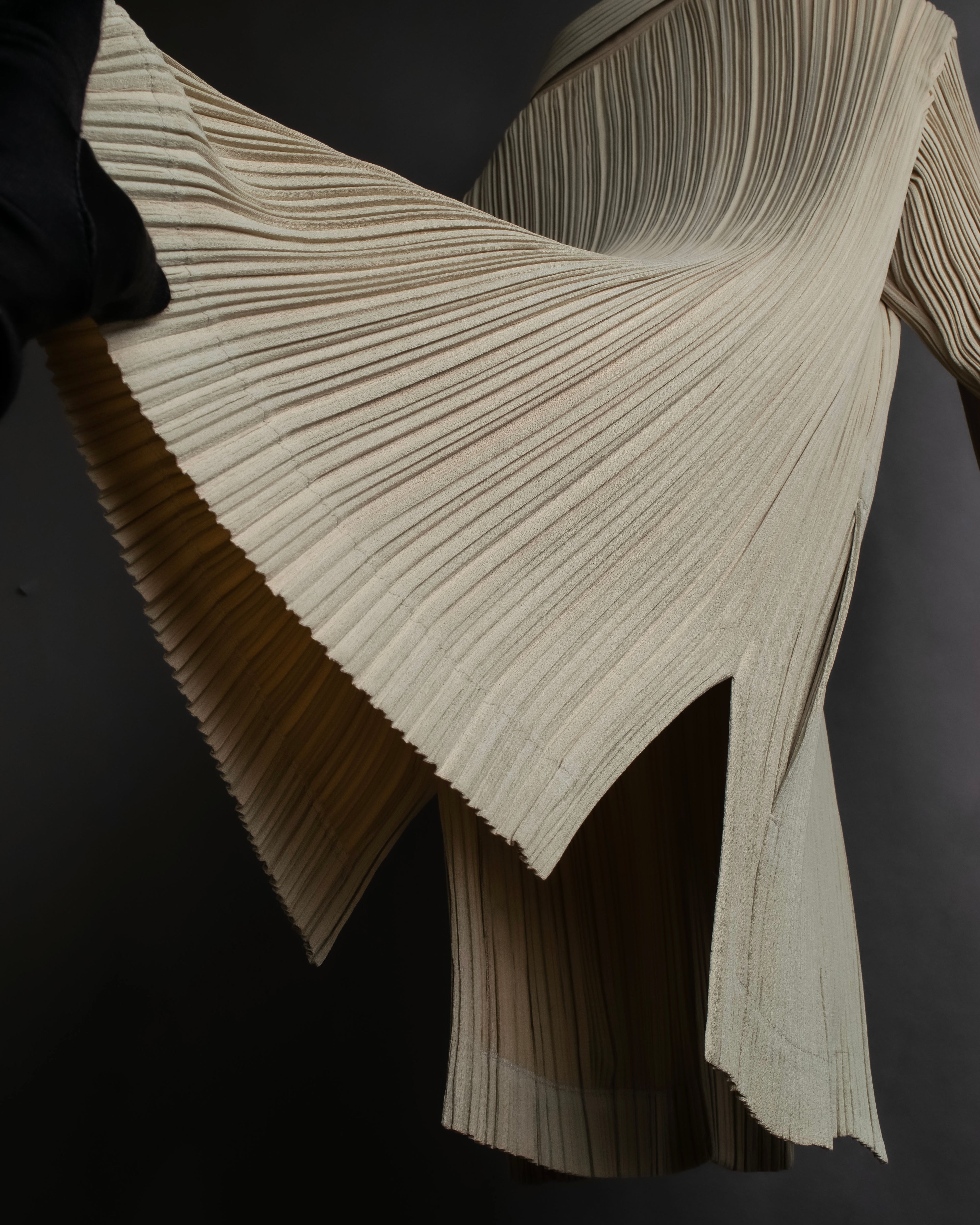 "ISSEY MIYAKE" Fine pleated shirt jacket