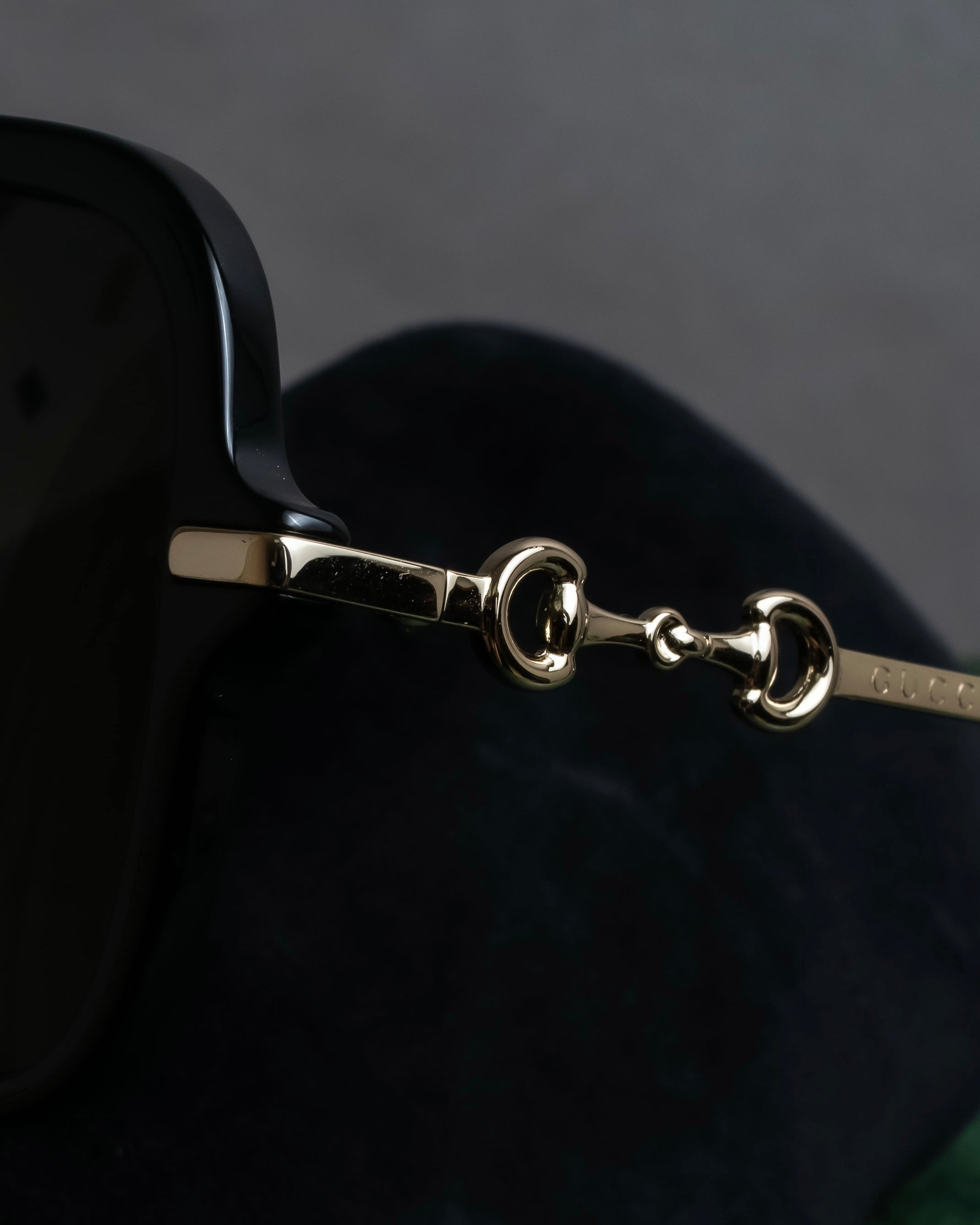 "GUCCI" Horsebit motif temple design big square frame sunglasses