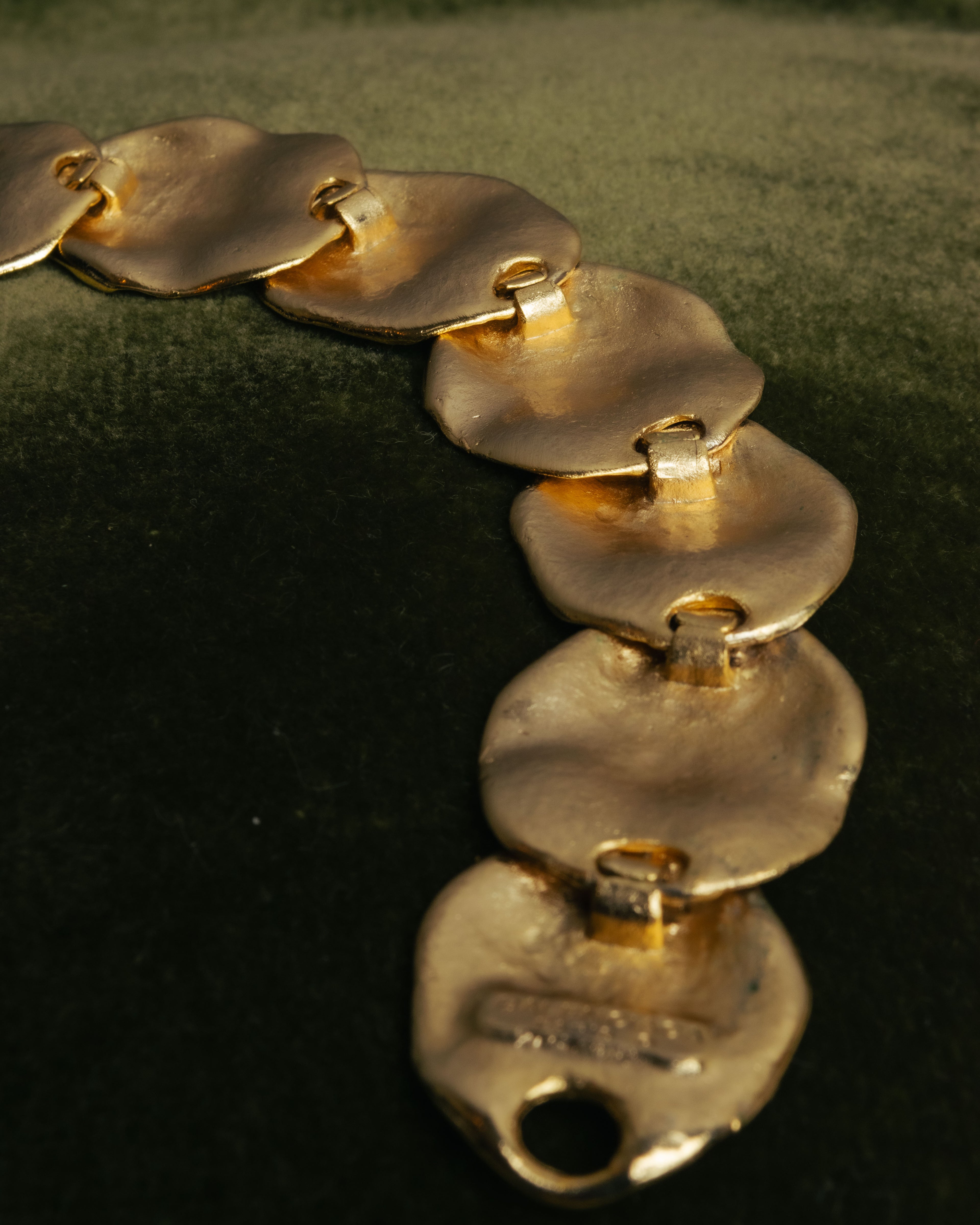 -SPECIAL- “BALENCIAGA” 2000-2012 Ghesquière era sculptural petal necklace