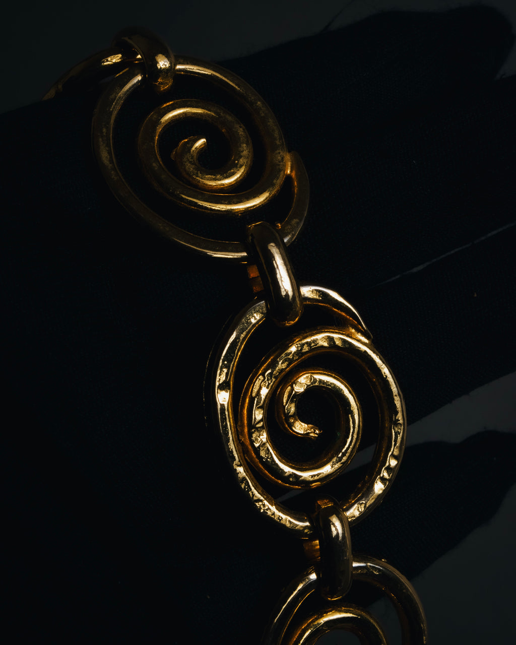 "CELINE" Early 90s spiral circle chain toggle bracelet