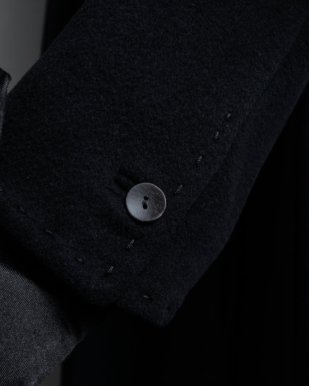 "FENDI" 00's-10's Karl Lagerfeld design shaped long coat