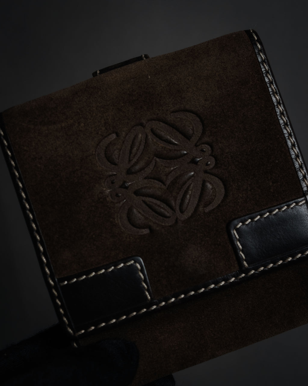 "LOEWE" 90’s-00’s suede anagram compact wallet
