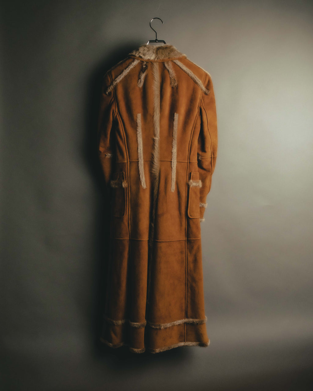 “DKNY” 90’s-00’s Italian shearling paneled long coat