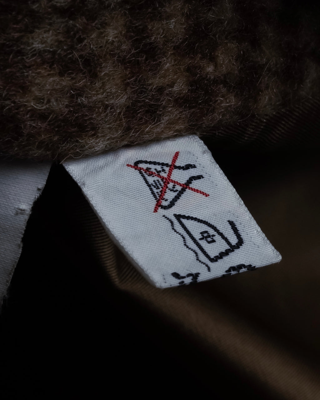 "BURBERRYS" Houndstooth pattern belted stand collar coat