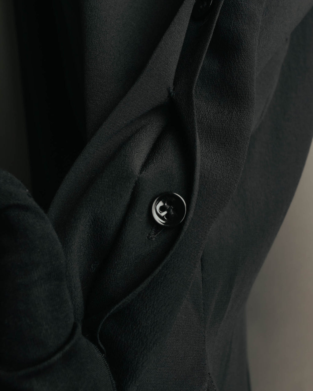 -SPECIAL- "SAINT LAURENT PARIS" 10's Fluid silk scarf-neck blouse