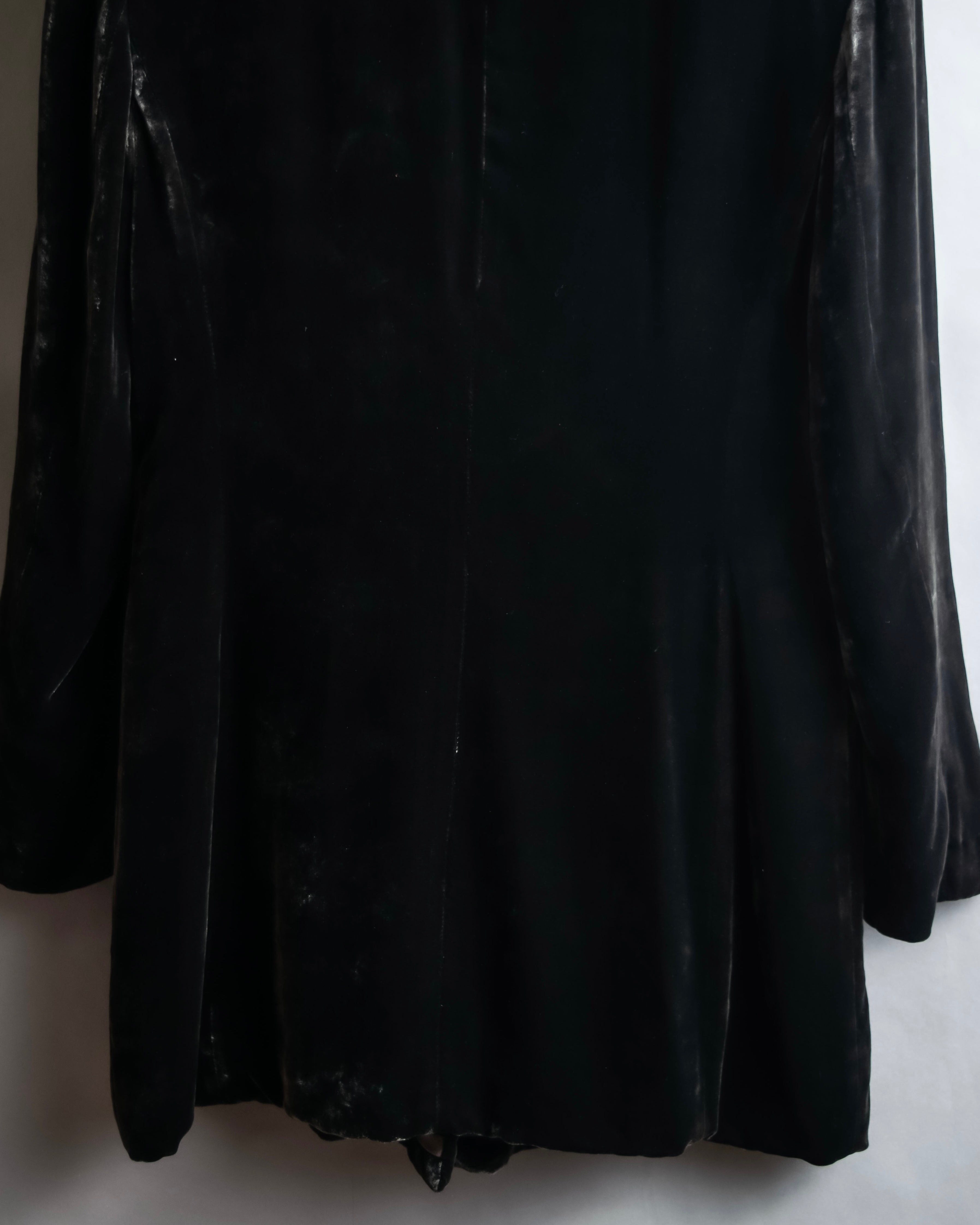 "FERAUD" Vintage velour glossy black tailored jacket
