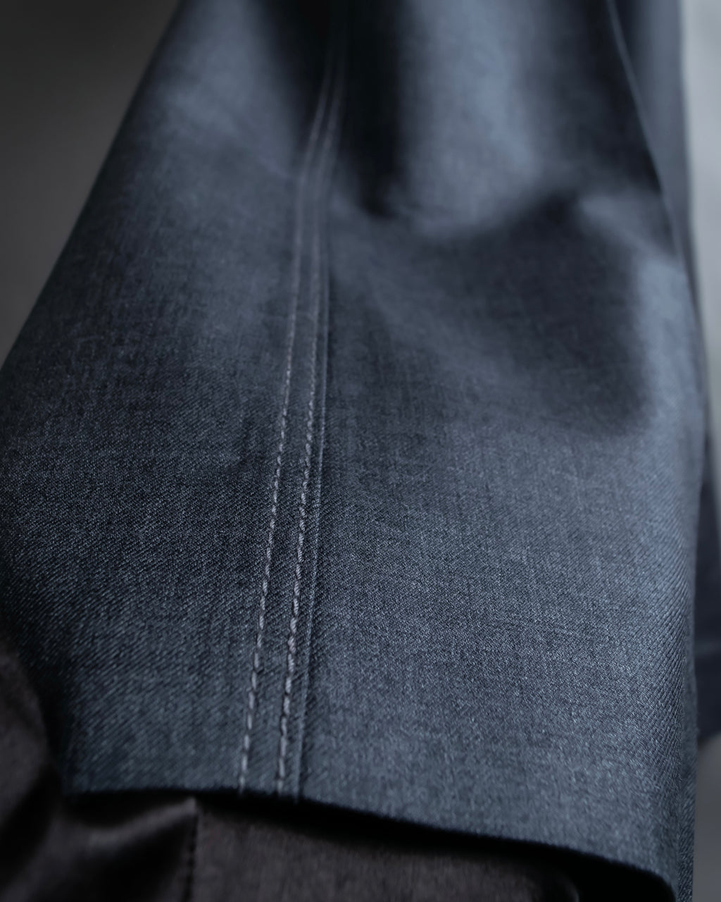 "CHANEL" 100% wool wide tapered slacks