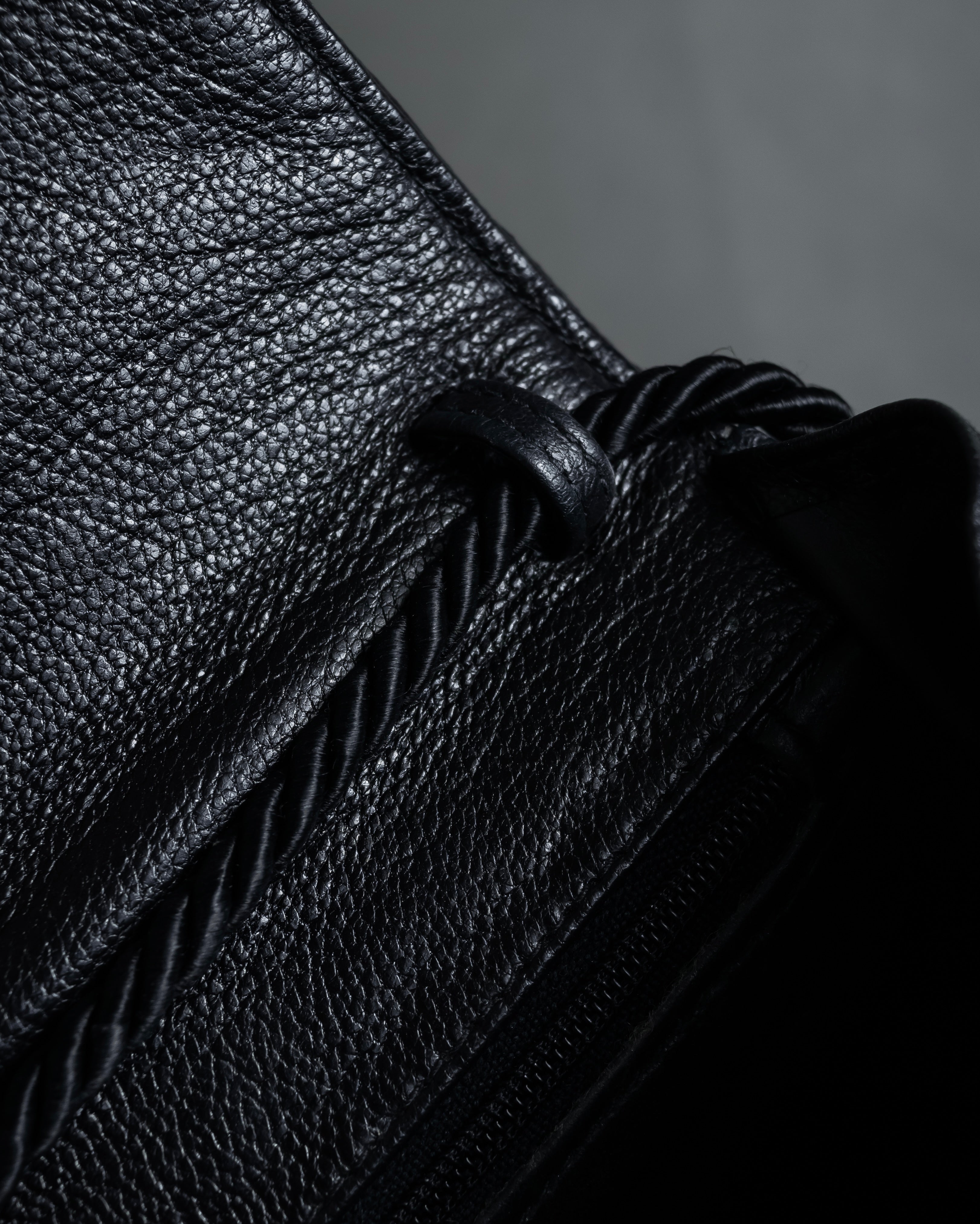 "FENDI" 80's Karl Lagerfeld design braided leather shoulder bag