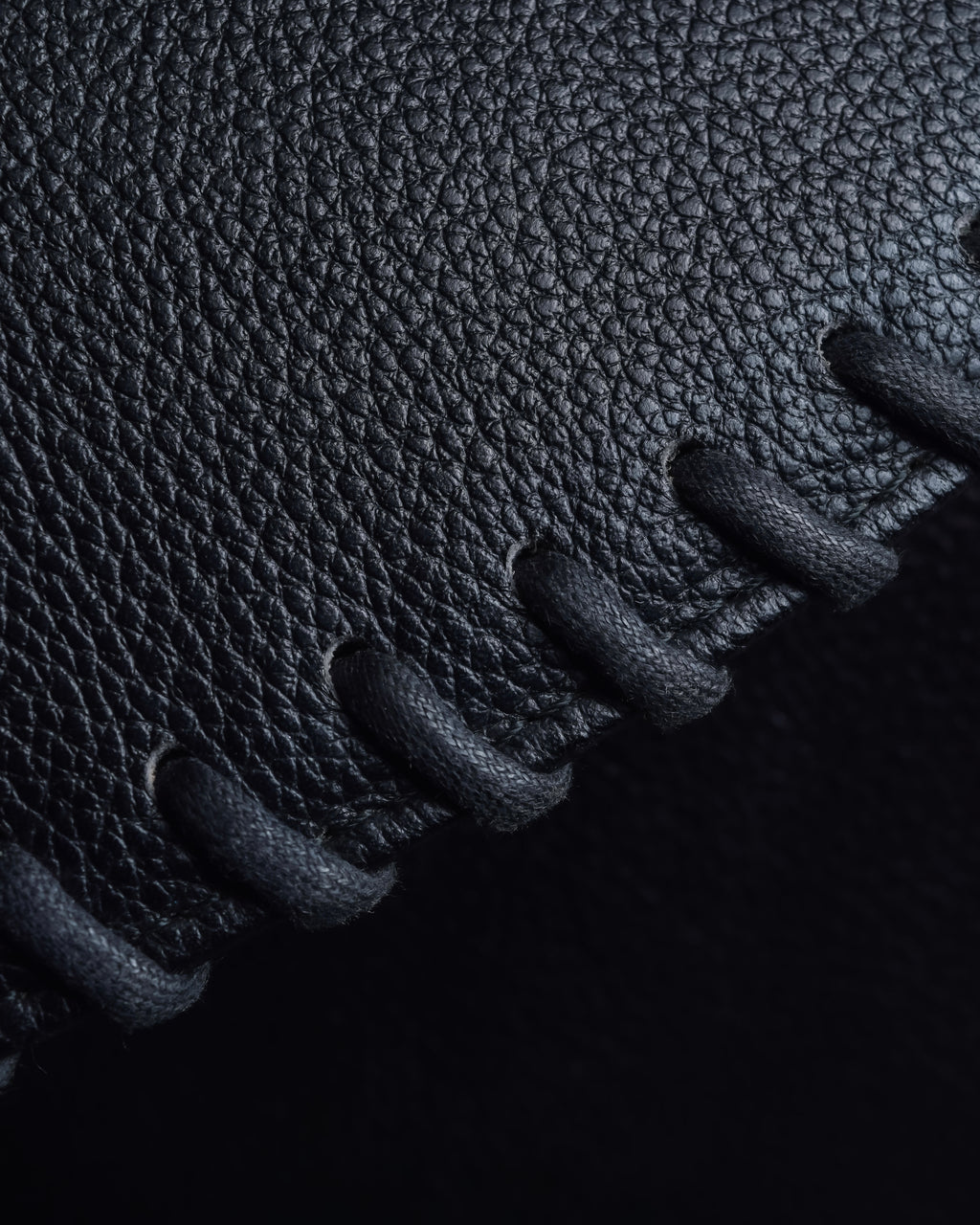 "YVES SAINT LAURENT" Hand stitched design trapezoid leather bag