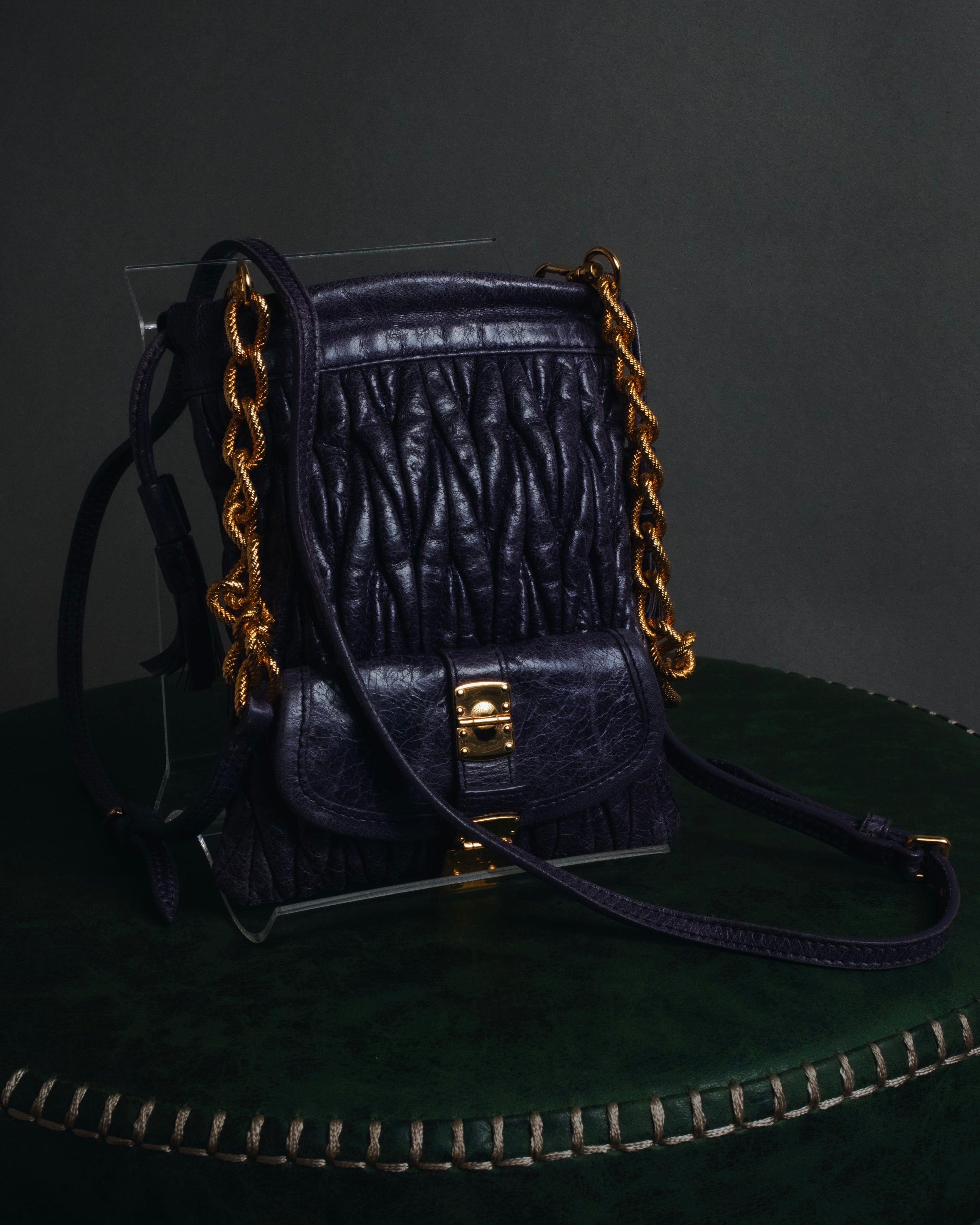 "MIU MIU" 10's Matelasse quilted design leather shoulder mini bag