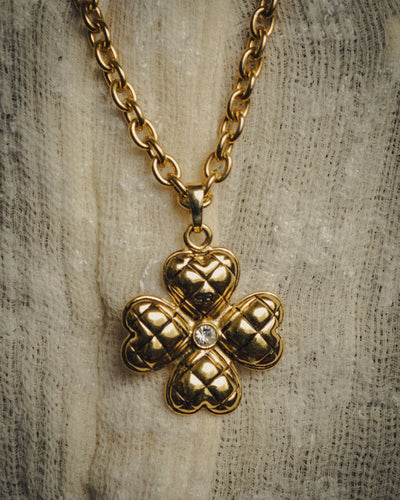 -SPECIAL- “SONIA RYKIEL” 1985-1995 Quilted clover motif necklace