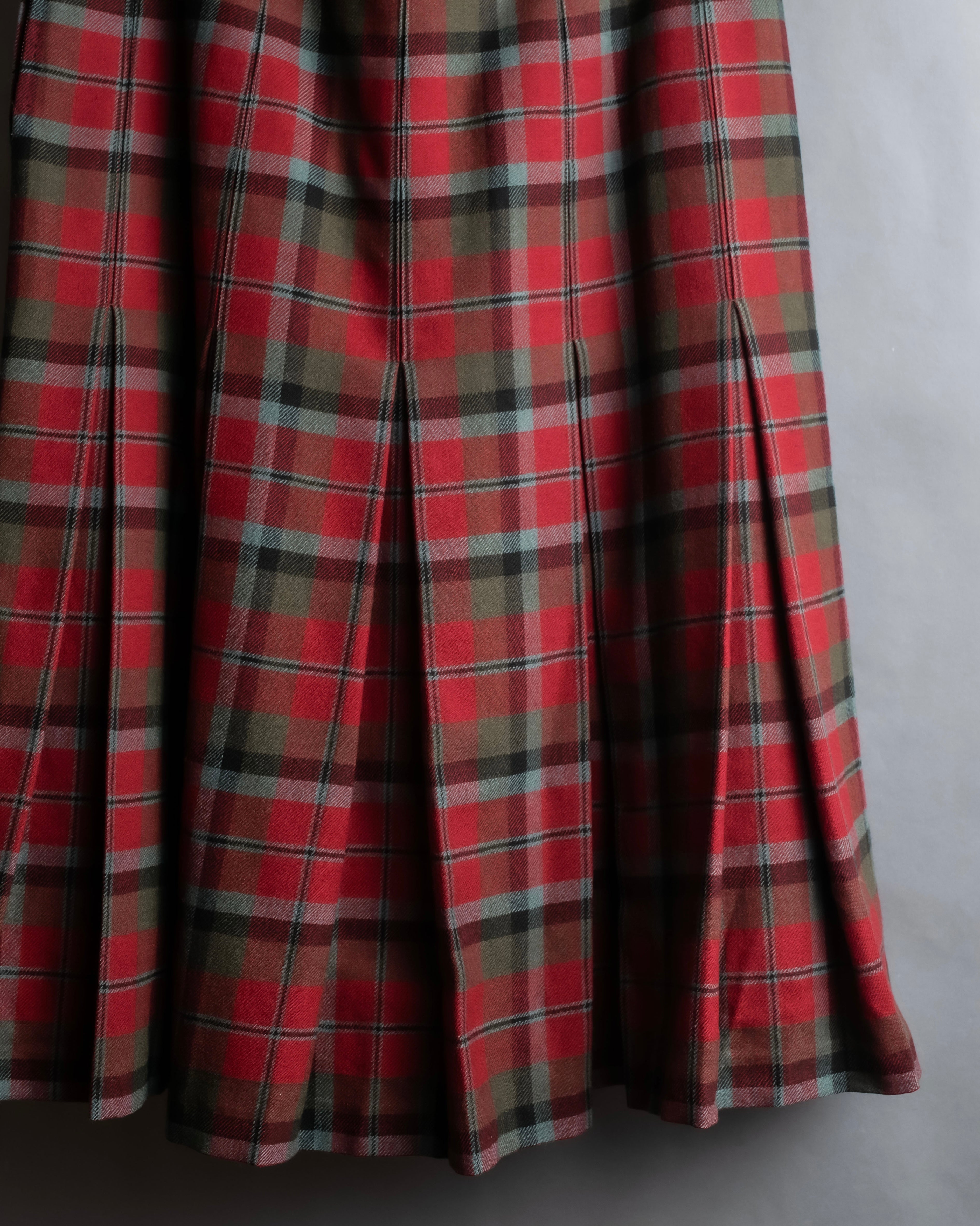 Vintage tartan check pleated skirt