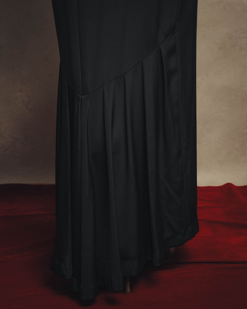 -SPECIAL- “Christian Dior” 80’s silk pleated long skirt