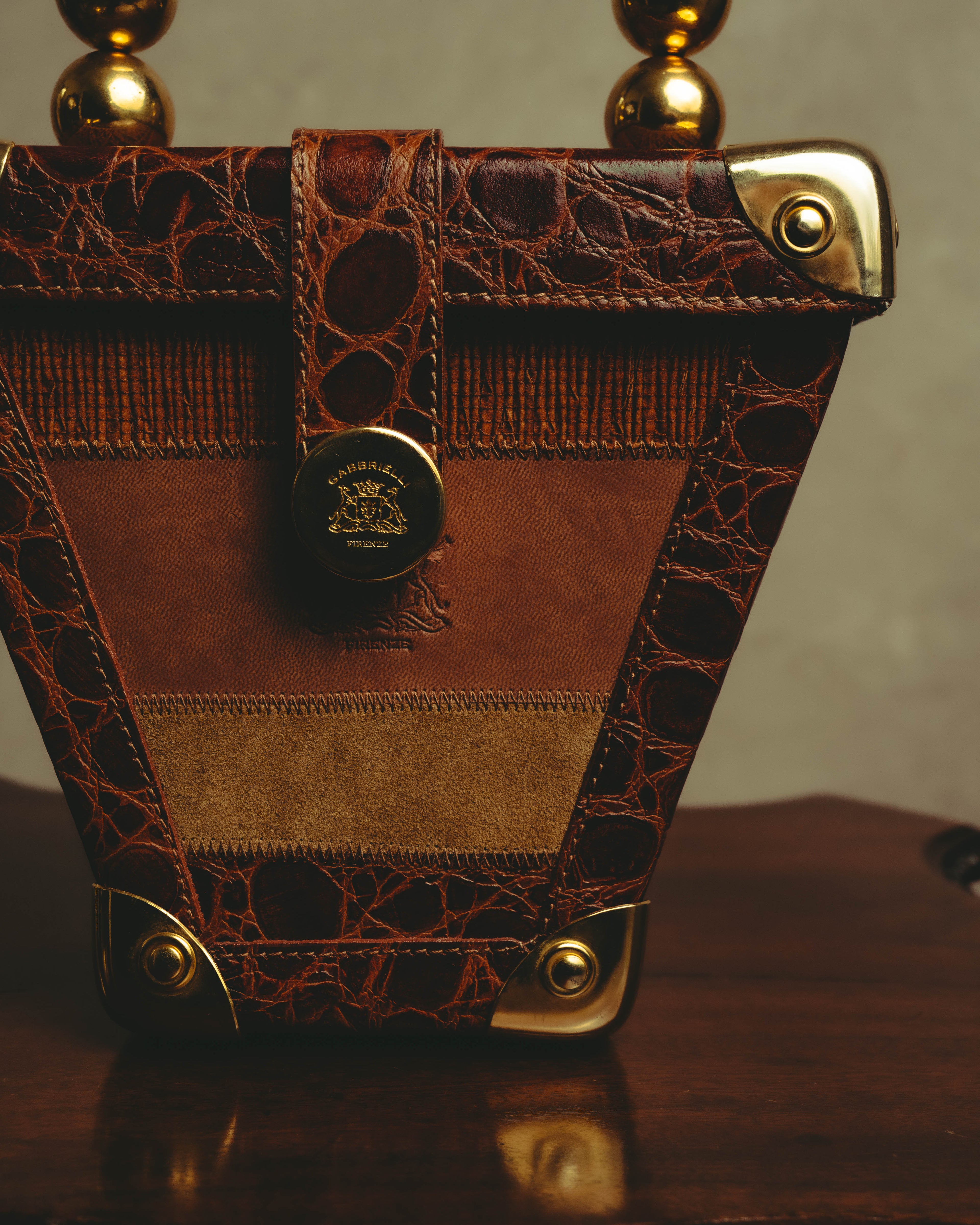 –SPECIAL– "GABBRIELLI FIRENZE" 70's-80's Sculptural structured leather handbag