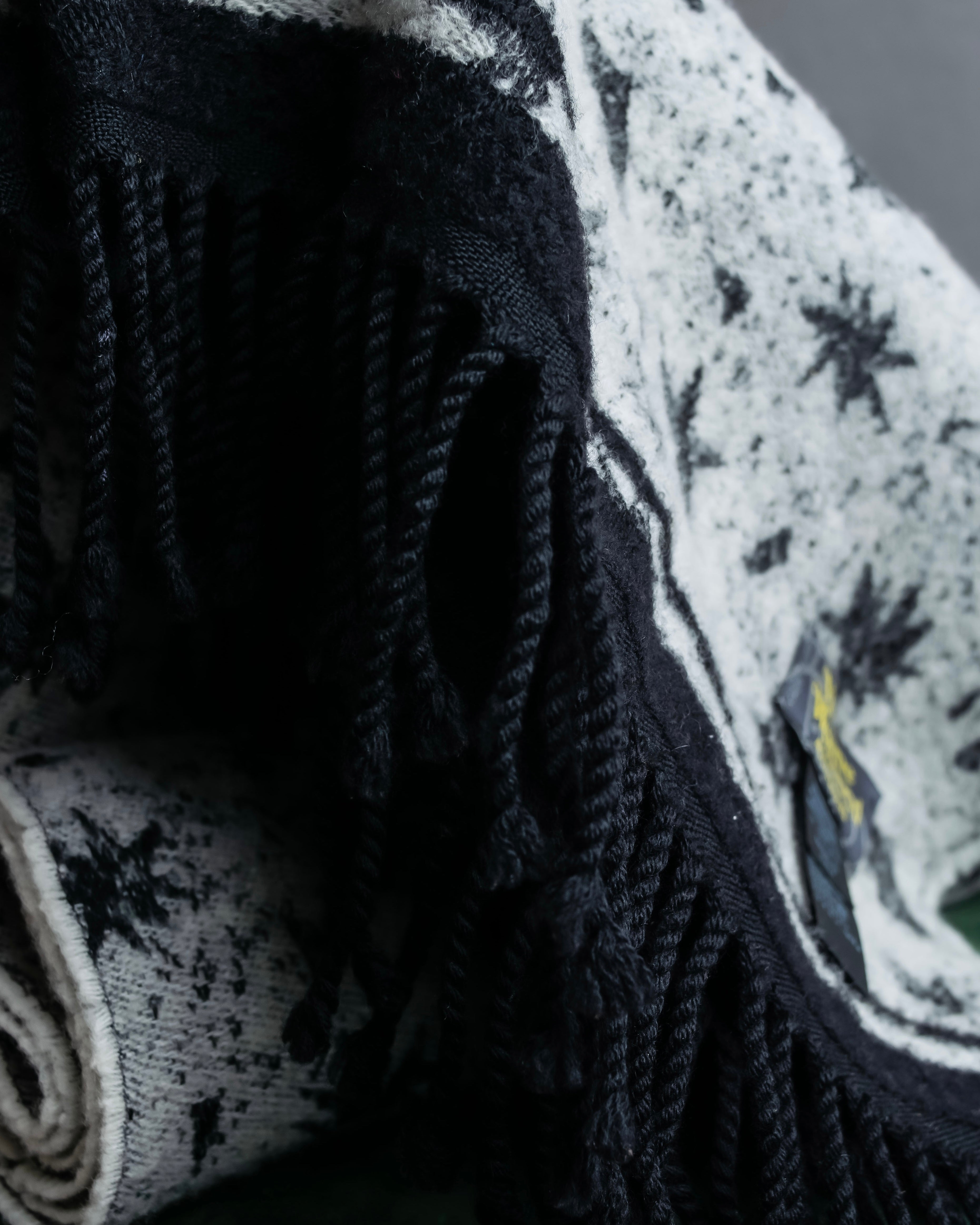 "Vivienne Westwood" Logo random motif pattern fringe muffler