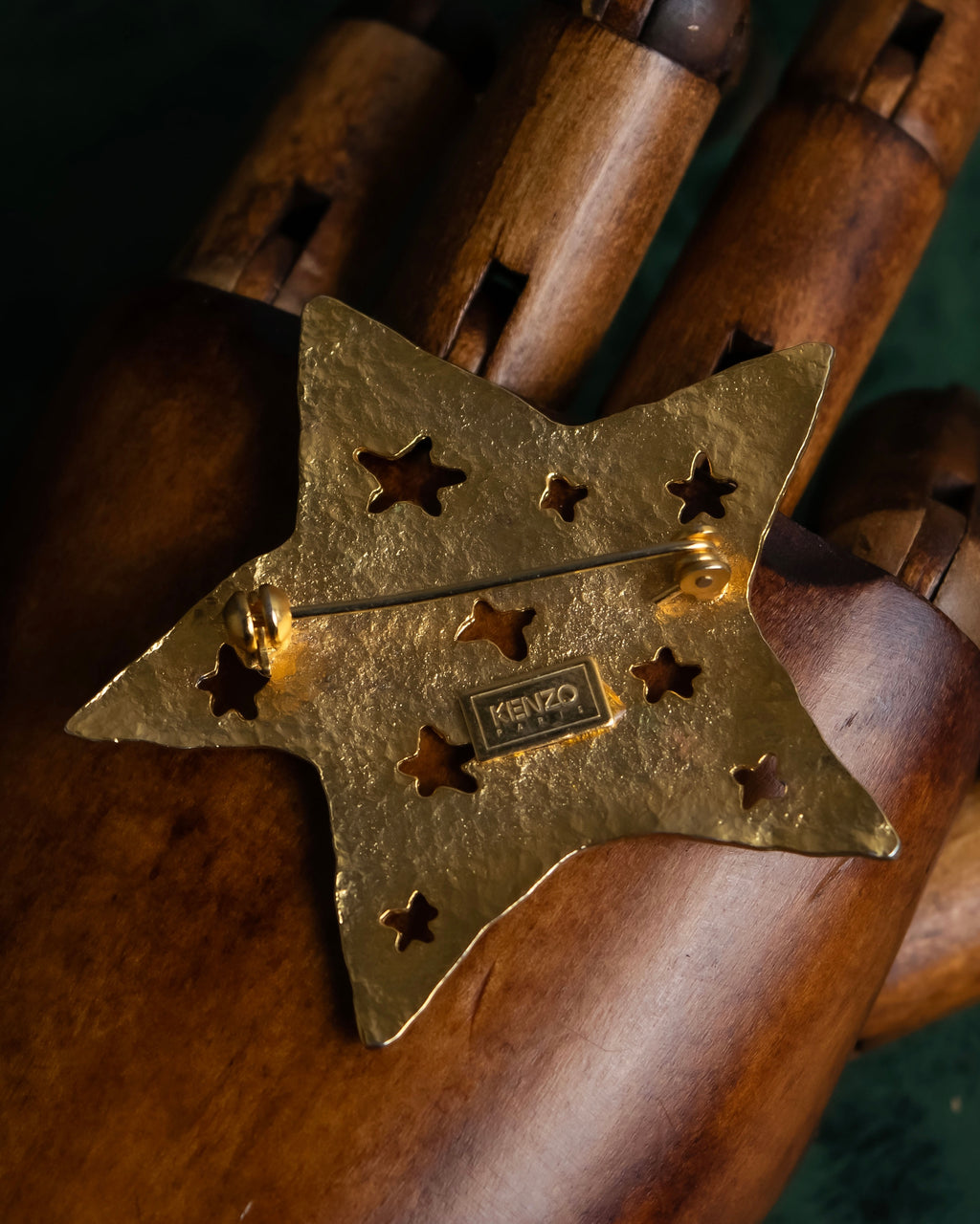 "KENZO" Star motif gold brooch