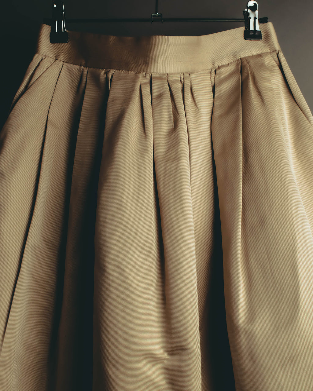 "DOLCE & GABBANA" 10's Lustrous pleated silk skirt