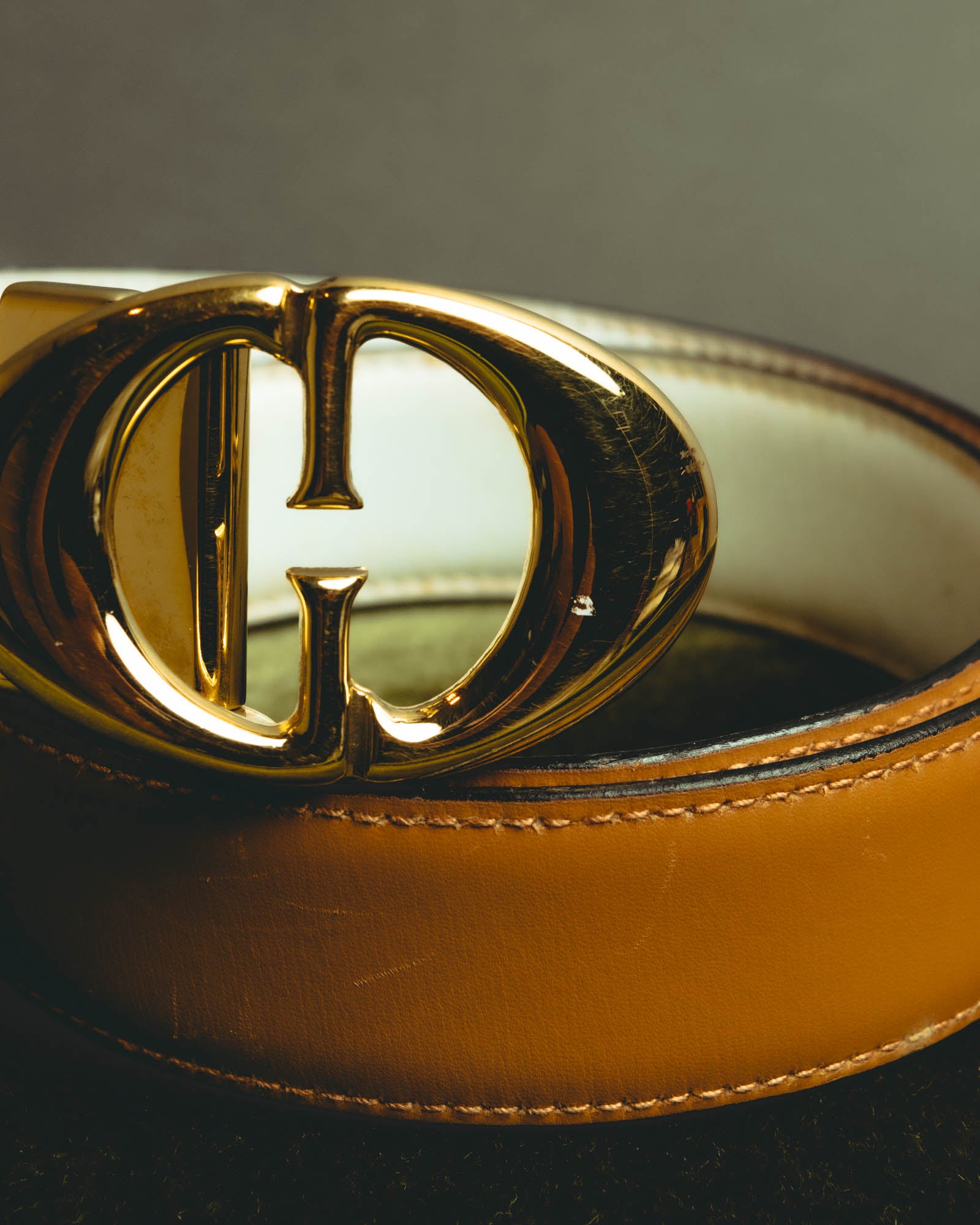 “Gucci” Leather reversible Double G belt