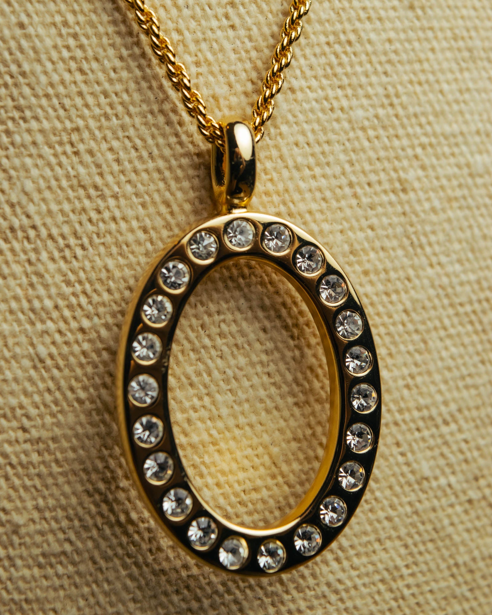 "Christian Dior" 80's-00's Rhinestone oval pendant necklace