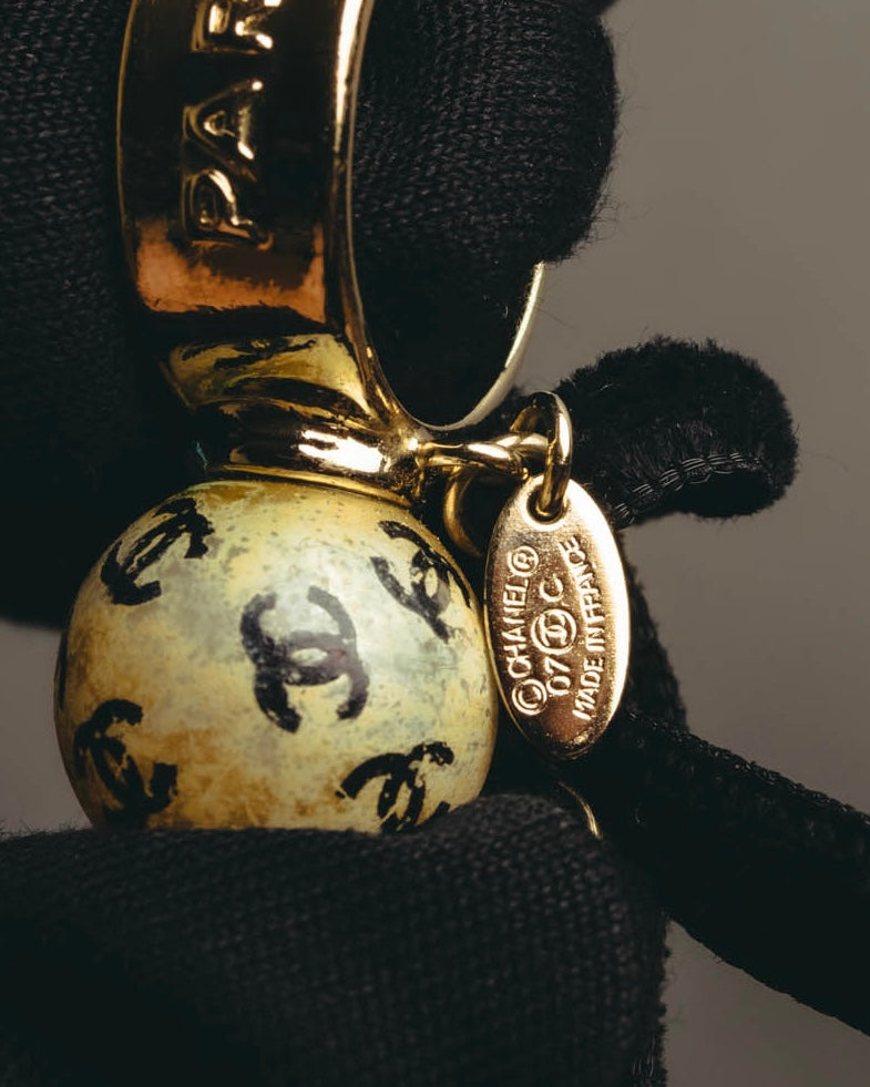 "CHANEL" 00's Playful charm ring