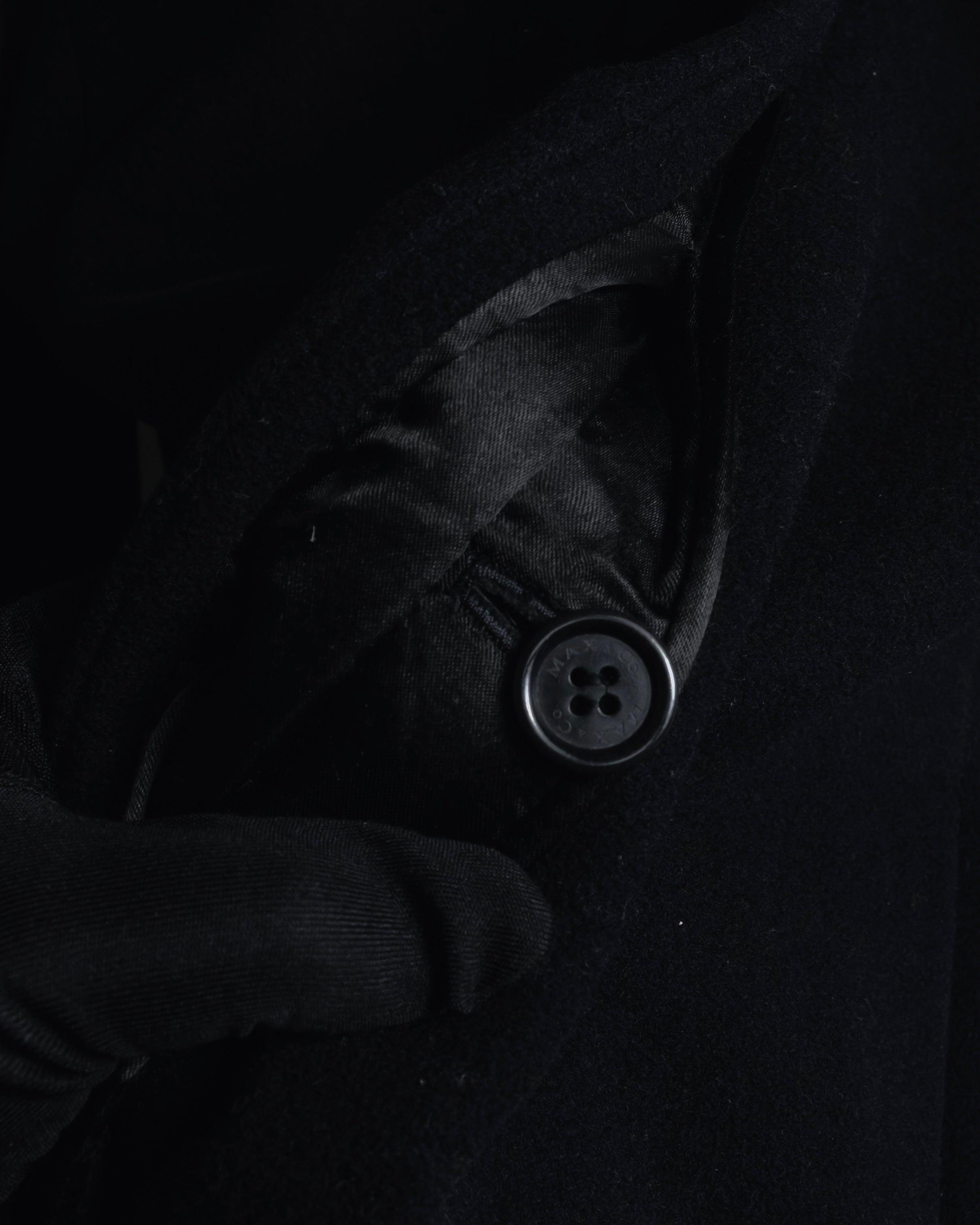 Abrigo con cuello de piel súper largo de los años 90-00 de MAX&Co.