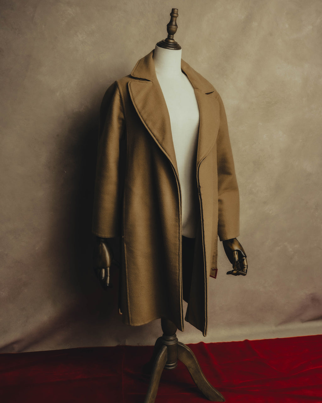 “GUCCI” 00’s-10’s Cashmere-blend leather-trimmed belted long coat