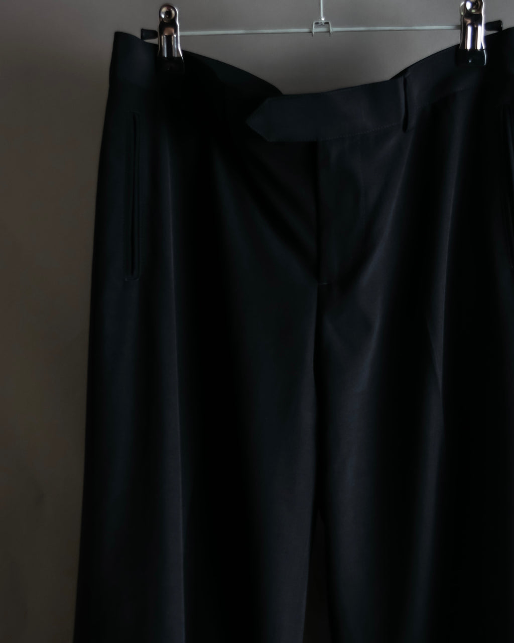 "JEAN PAUL GAULTIER FEMME"
 High-waisted straight draping slacks