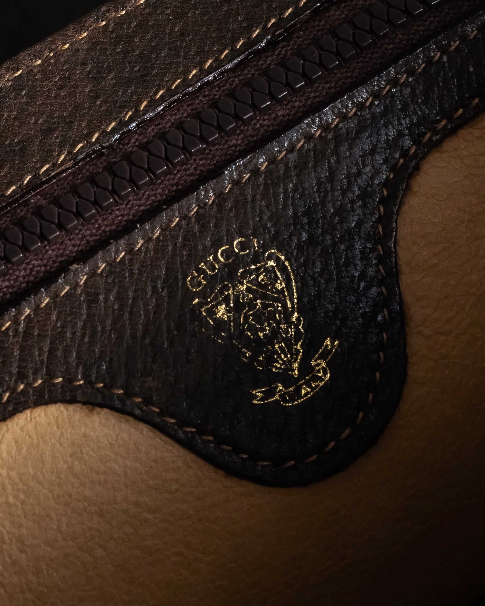 "GUCCI" Bar-shaped fastener design leather shoulder bag