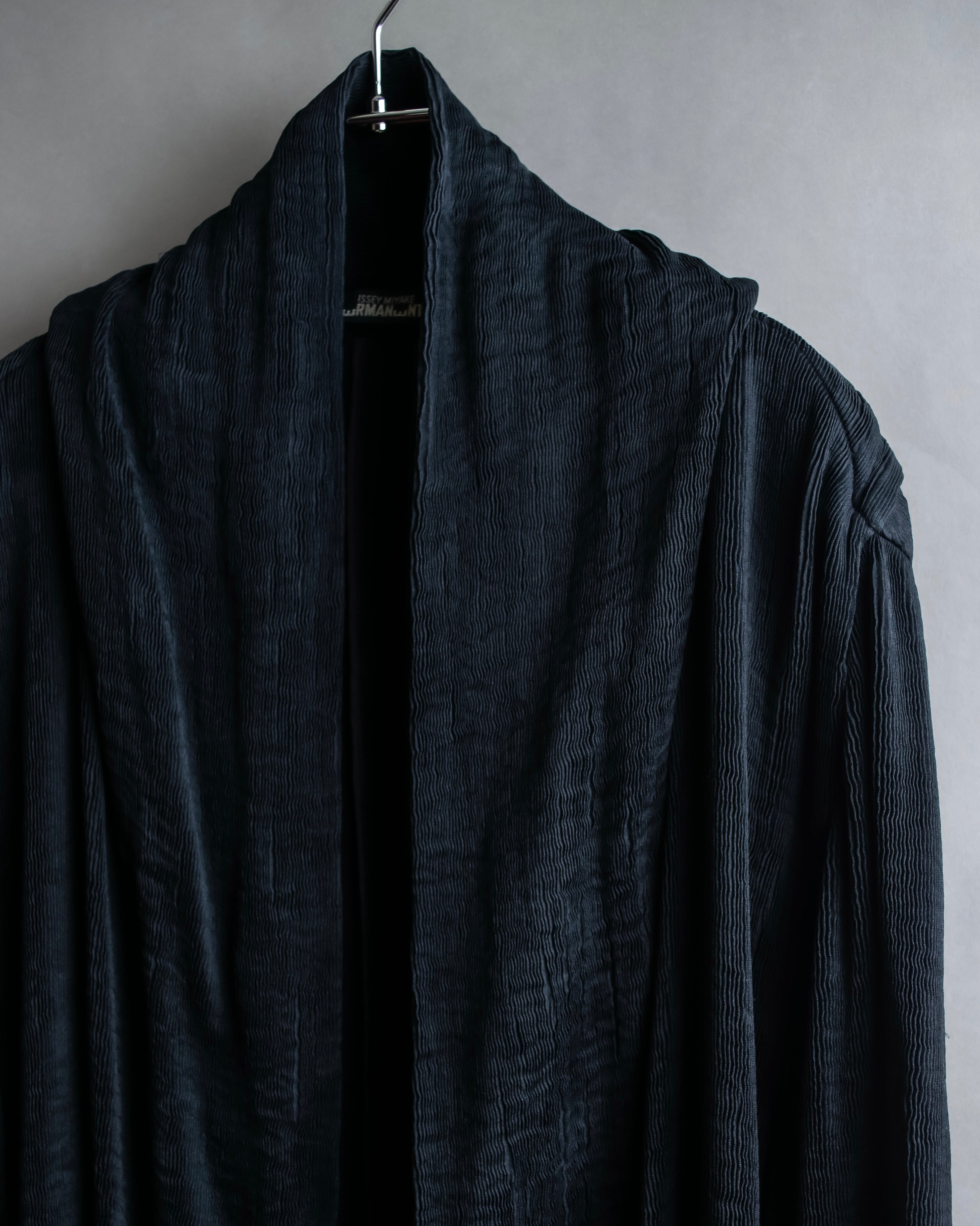"ISSEY MIYAKE PERMANENT" Large shawl collar silk long cardigan