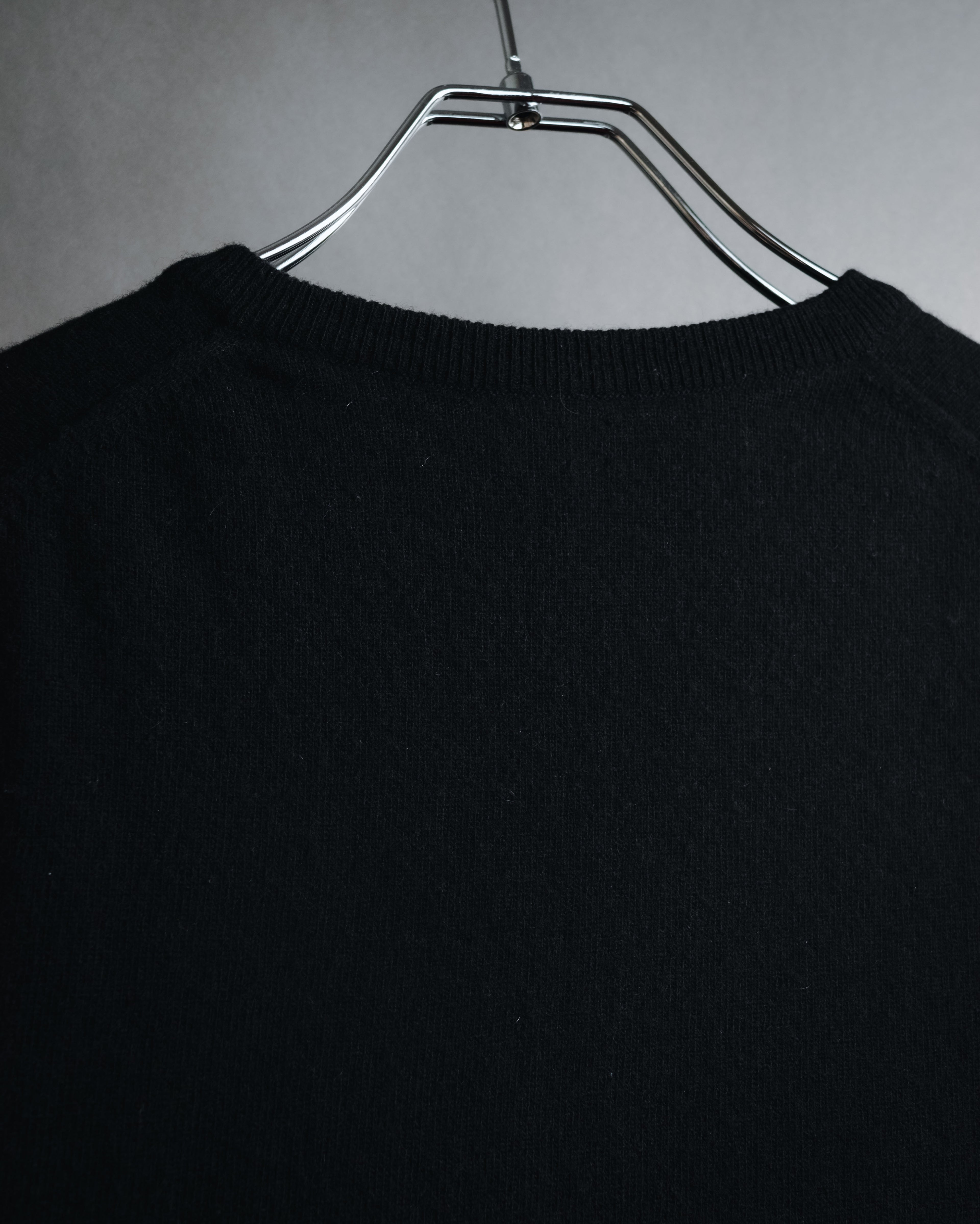 "CELINE" 90’s scottish cashmere v neck knit