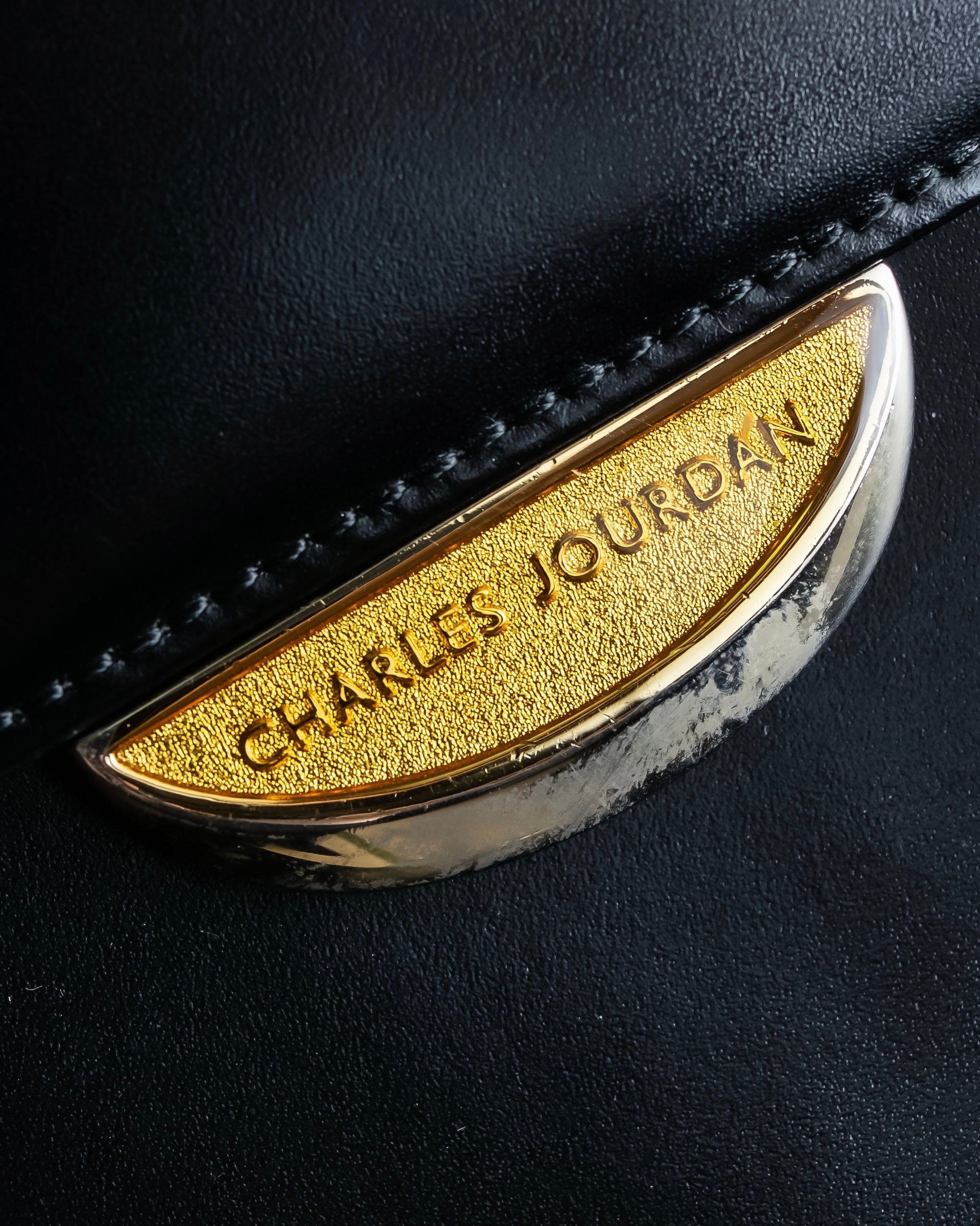 "Charles Jourdan" Logo half-moon metal plate design leather hand bag